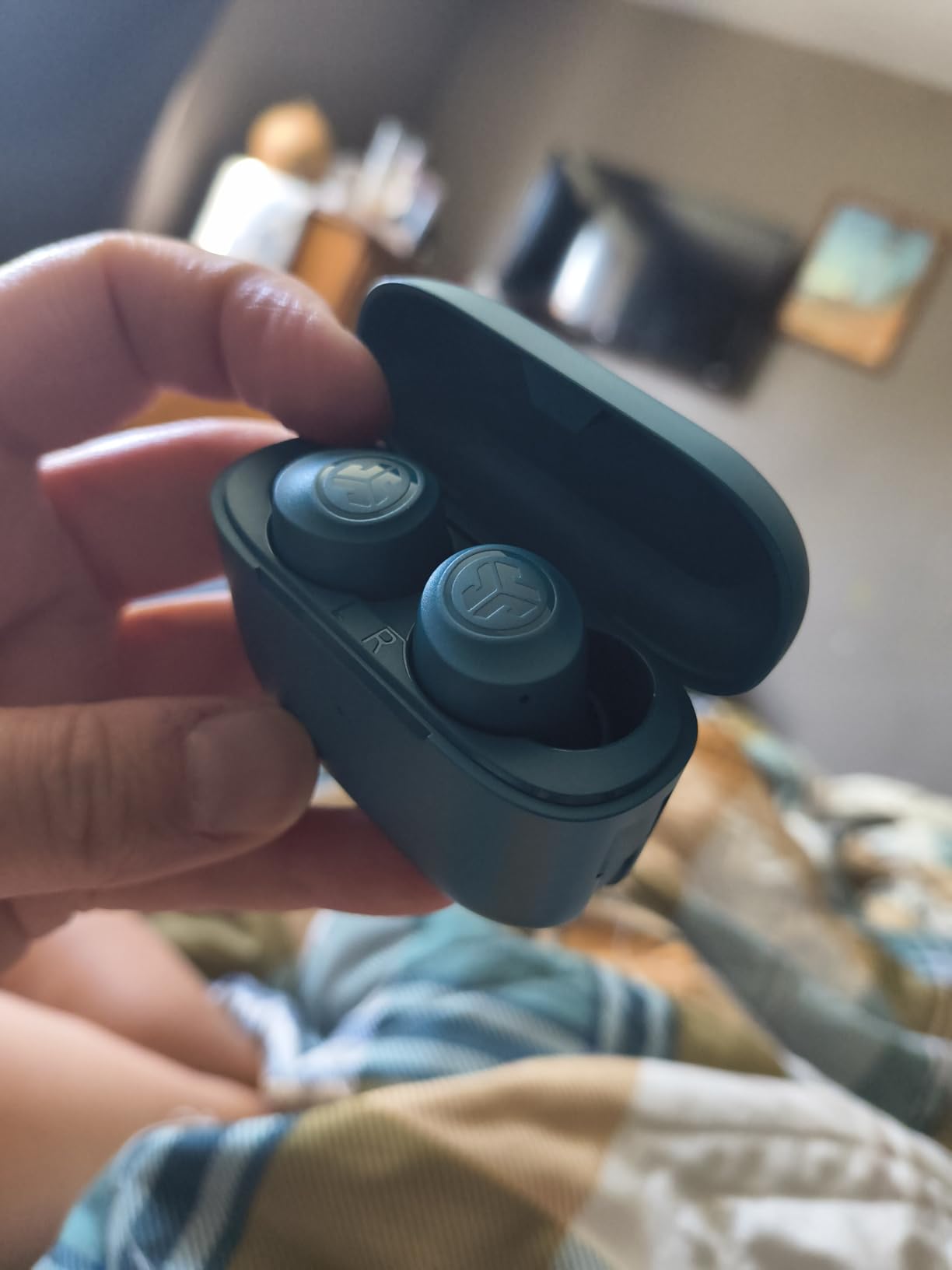 JLab Go Air Pop True Wireless Bluetooth Earbuds + Charging Case, Slate, Dual Connect, IPX4 Sweat Resistance, Bluetooth 5.1 Connection, 3 EQ Sound Settings Signature, Balanced, Bass Boost - Customer Photo 5