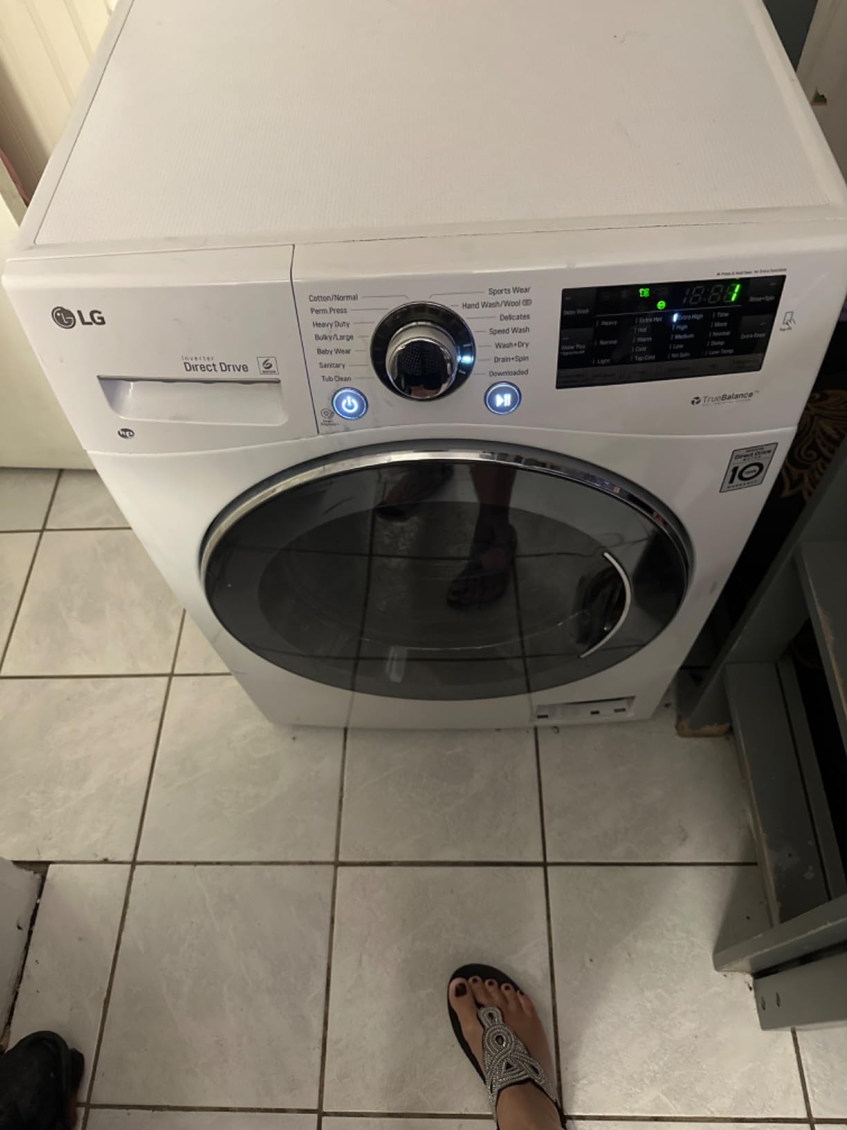 LG WM3555HWA 24 Inch Smart All In One Washer/Dryer with 2.3 cu. ft. Capacity, Wi-Fi Enabled, 14 Wash Cycles, 1400 RPM, Ventless, NeveRust Stainless Steel Drum, Quiet Operation, TrueBalance Customer Review LG WM3555HWA 24 Inch Smart All In One Washer/Dryer with 2.3 cu. ft. Capacity, Wi-Fi Enabled, 14 Wash Cycles, 1400 RPM, Ventless, NeveRust Stainless Steel Drum, Quiet Operation, TrueBalance - Customer Photo 3