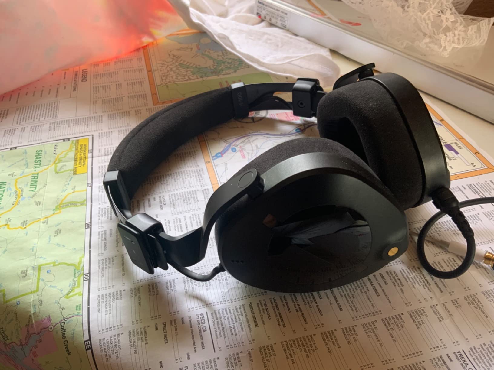 RØDE NTH-100 Professional Over-ear Headphones For Content Creation, Music Production, Mixing and Audio Editing, Podcasting, Location Recording,Black Customer Review RØDE NTH-100 Professional Over-ear Headphones For Content Creation, Music Production, Mixing and Audio Editing, Podcasting, Location Recording,Black - Customer Photo 2