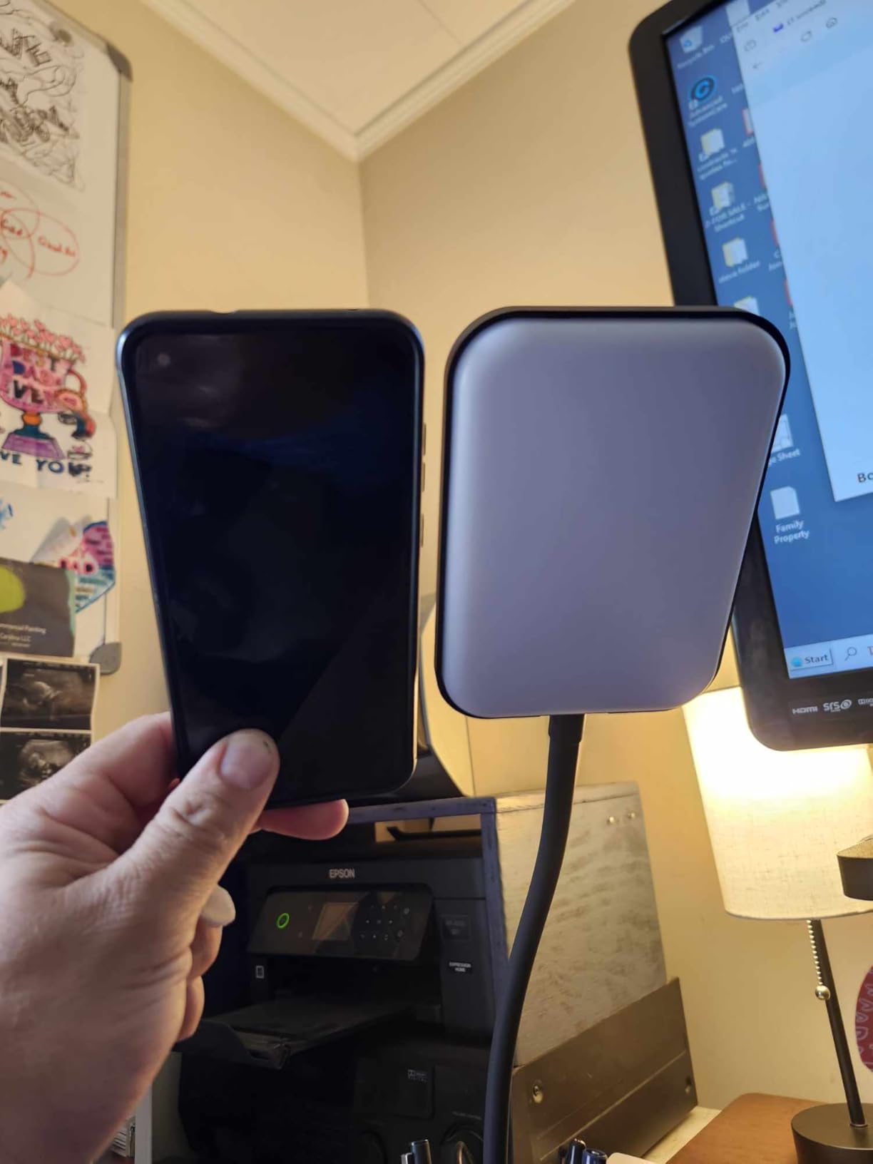 Sailstar Desk Lamp, LED Desk Lamps for Home Office, Wireless Charger Small Desk Lamp with Pen Holder, 3 Color Modes, Dimmable, CRI 85, 800LM, Study Lamps for College Dorm Room, Adapter Included, Black - Customer Photo 5