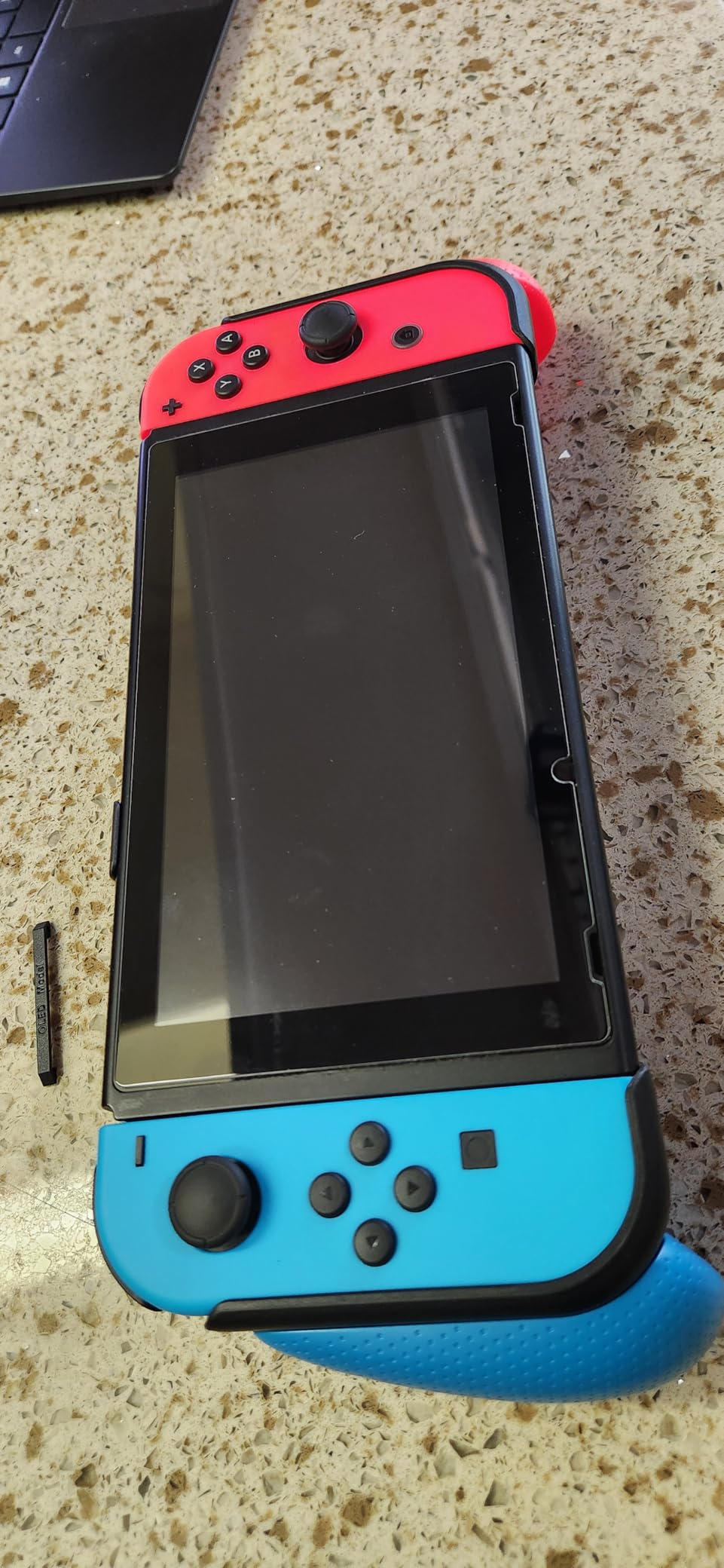Skull & Co. NeoGrip: An Ergonomic Grip Hard Shell with Replaceable Grips [to fit All Hands Sizes] for Nintendo Switch OLED and Regular Model [No Carrying Case] - White - Customer Photo 5