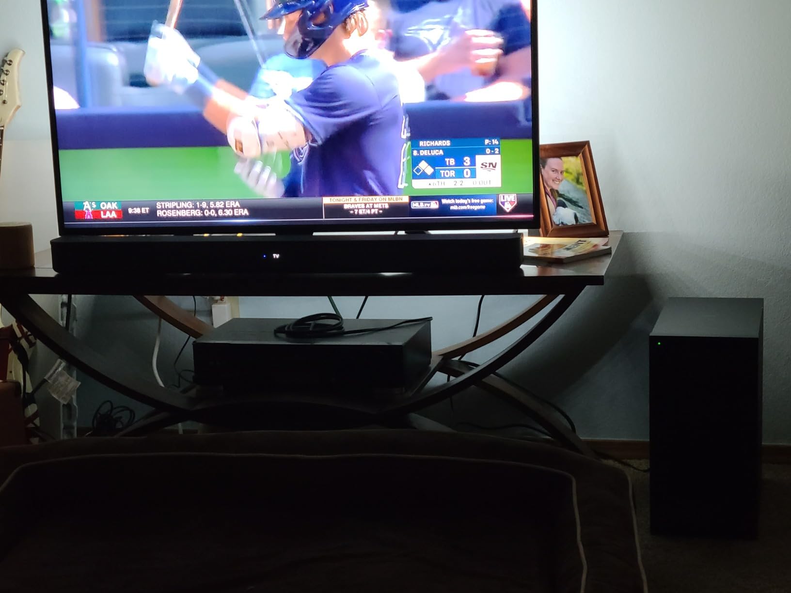 Sony HT-S400 2.1ch Soundbar with Powerful Wireless subwoofer, S-Force PRO Front Surround Sound, and Dolby Digital, Black Customer Review Sony HT-S400 2.1ch Soundbar with Powerful Wireless subwoofer, S-Force PRO Front Surround Sound, and Dolby Digital, Black - Customer Photo 2