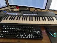 Novation FLkey Mini - Portable 25-Key, USB, MIDI Keyboard Controller with FL Studio Integration for Music Production - Customer Photo 1
