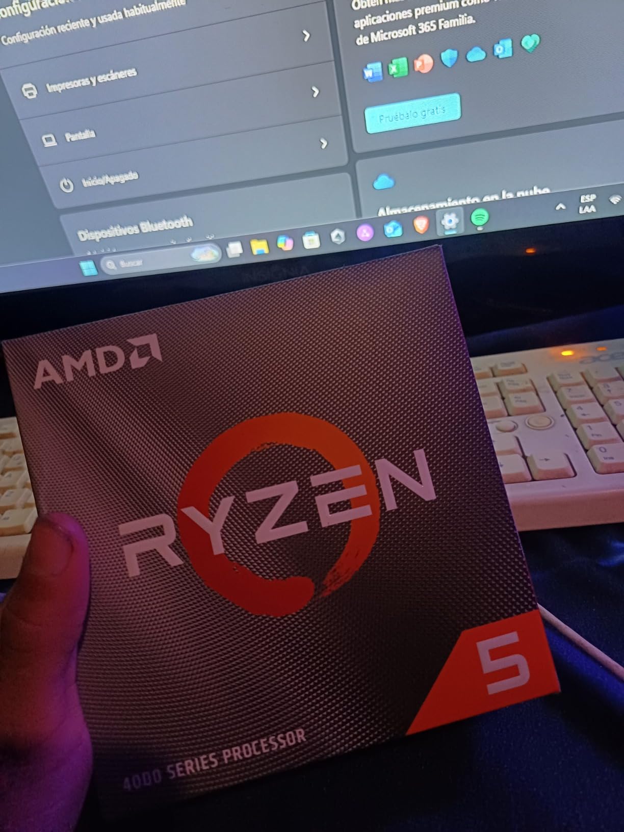 AMD Ryzen 5 4500 6-Core, 12-Thread Unlocked Desktop Processor with Wraith Stealth Cooler Customer Review AMD Ryzen 5 4500 6-Core, 12-Thread Unlocked Desktop Processor with Wraith Stealth Cooler - Customer Photo 3
