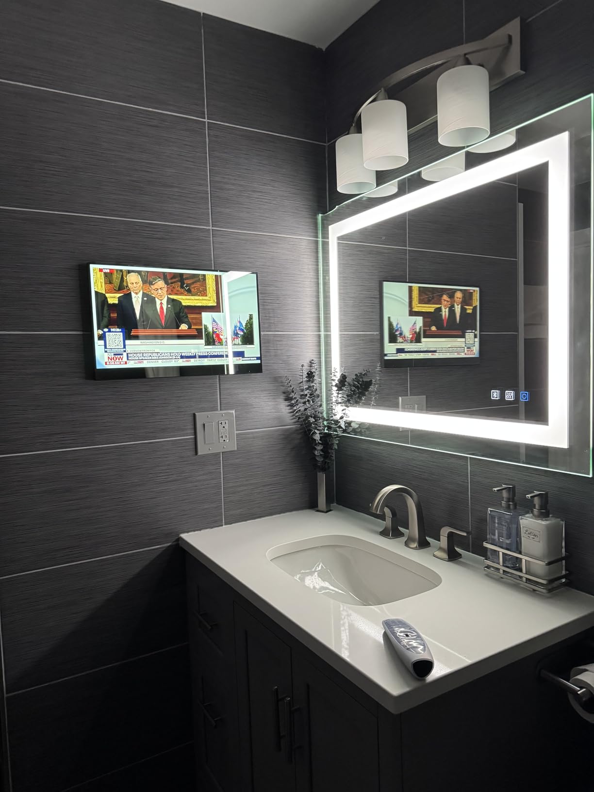 Soulaca 22 inches Smart Mirror TV in Bathroom webOS Shower Waterproof IP65 HDTV(ATSC) Tuner Wi-Fi & Bluetooth with Voice Control AI Alexa - Customer Photo 2