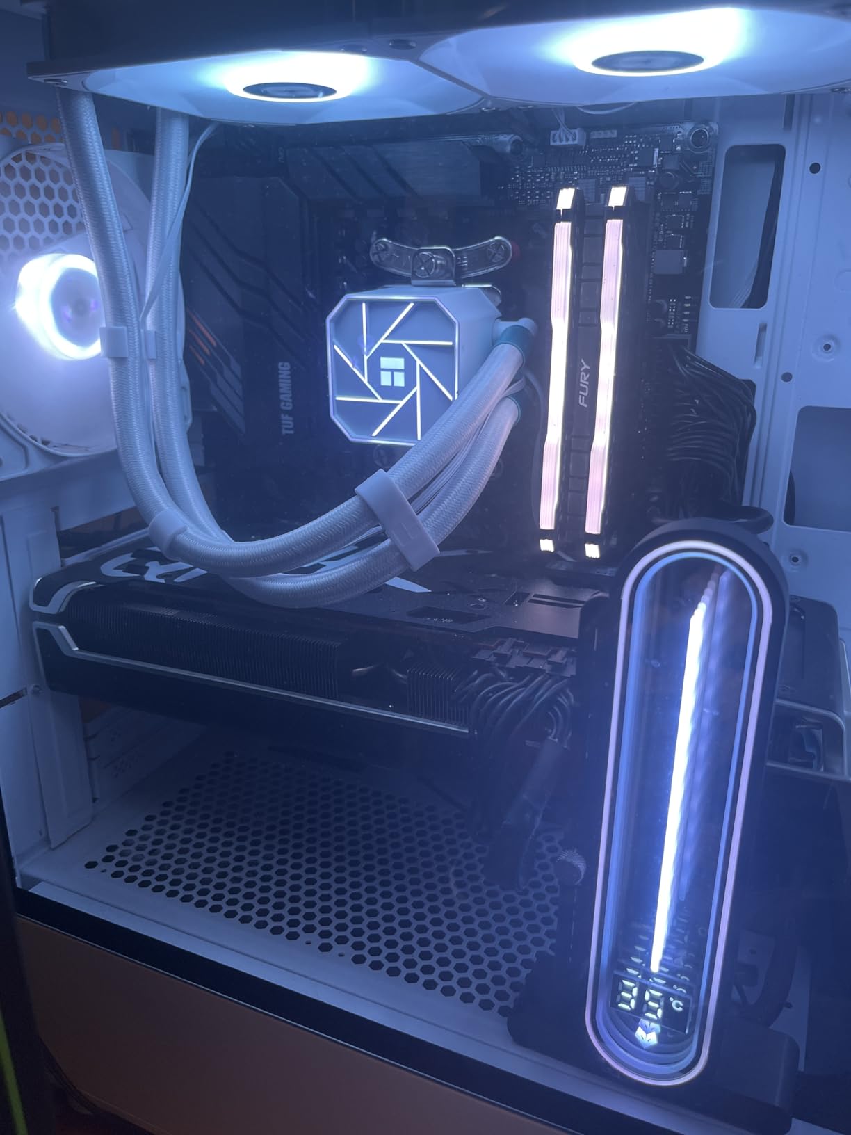 XFX Speedster QICK319 Radeon RX 6750XT CORE Gaming Graphics Card with 12GB GDDR6 HDMI 3xDP, AMD RDNA 2 RX-675XYJFDP - Customer Photo 1