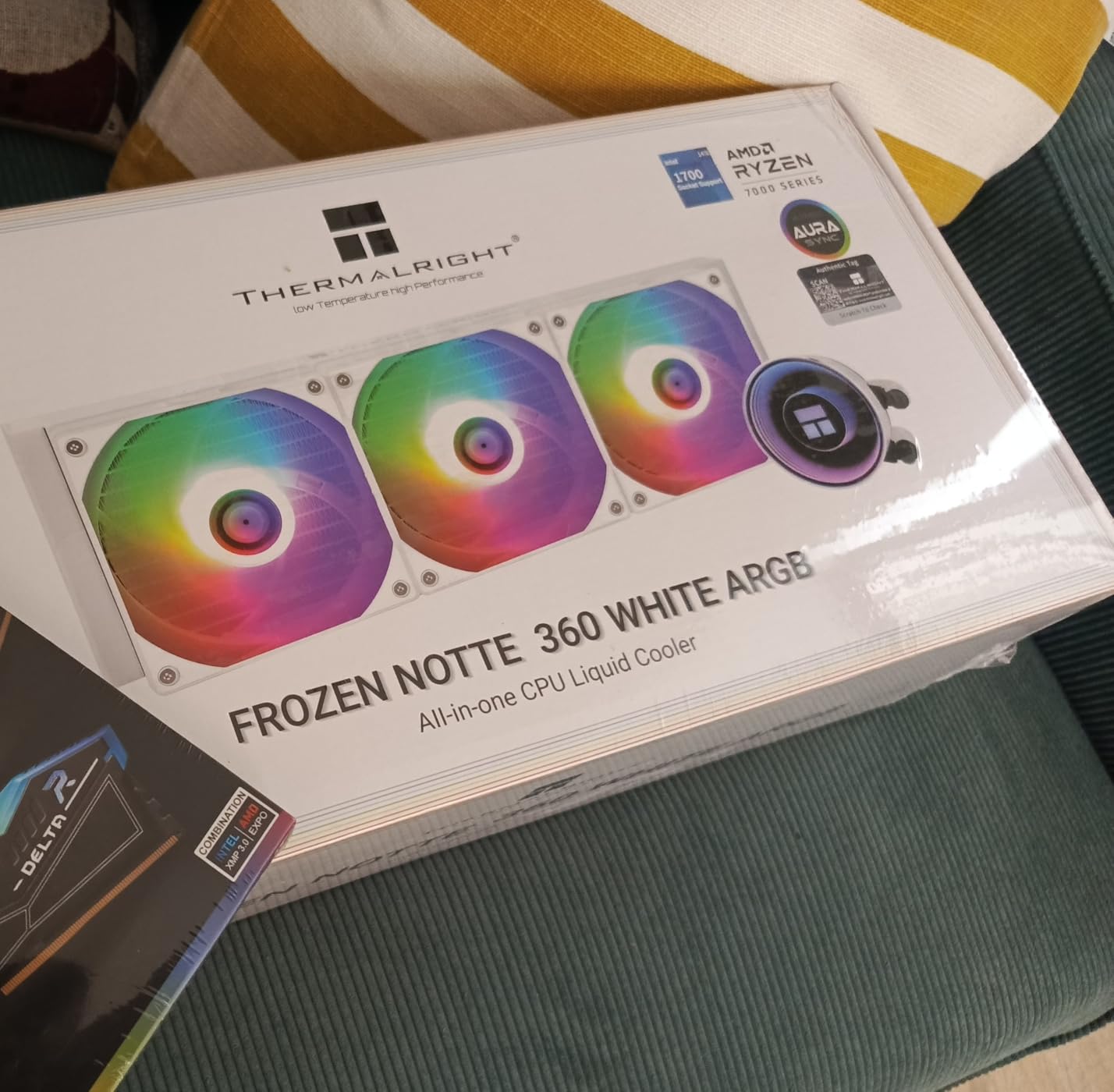 Thermalright Frozen Notte 360 White ARGB V2 Water Cooling CPU Cooler, 360 Specification CPU Liquid Cooler,3 PWM Fans, for AM4/AM5,Intel lga1700/1851/115x/2011 Customer Review Thermalright Frozen Notte 360 White ARGB V2 Water Cooling CPU Cooler, 360 Specification CPU Liquid Cooler,3 PWM Fans, for AM4/AM5,Intel lga1700/1851/115x/2011 - Customer Photo 4