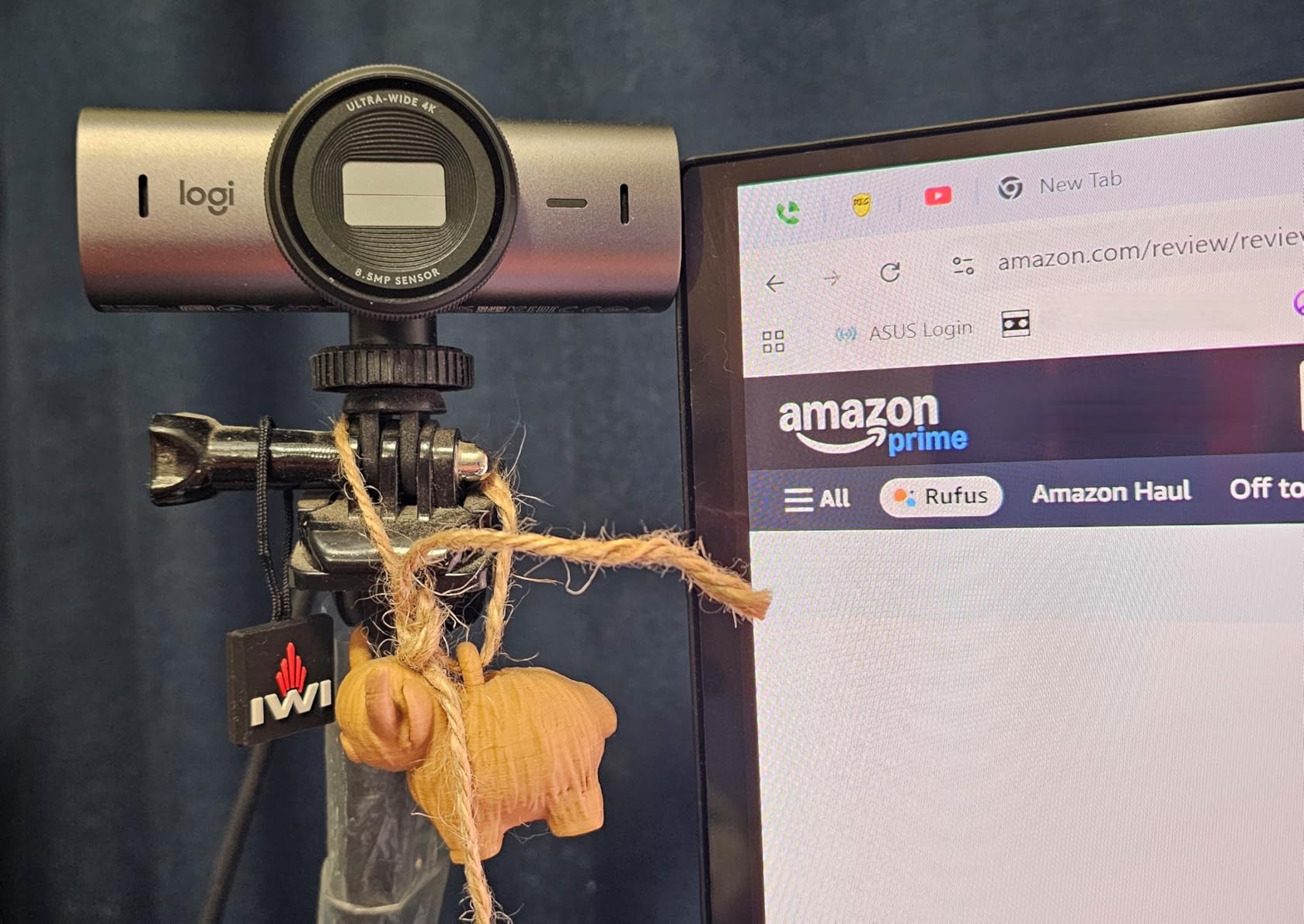 Logitech MX Brio Ultra HD 4K Collaboration, Streaming Webcam, 1080p at 60 FPS, Show Mode, Works with Microsoft Teams, Zoom, Google Meet, Nintendo Switch 2 new GameChat mode - Graphite Customer Review Logitech MX Brio Ultra HD 4K Collaboration, Streaming Webcam, 1080p at 60 FPS, Show Mode, Works with Microsoft Teams, Zoom, Google Meet, Nintendo Switch 2 new GameChat mode - Graphite - Customer Photo 2