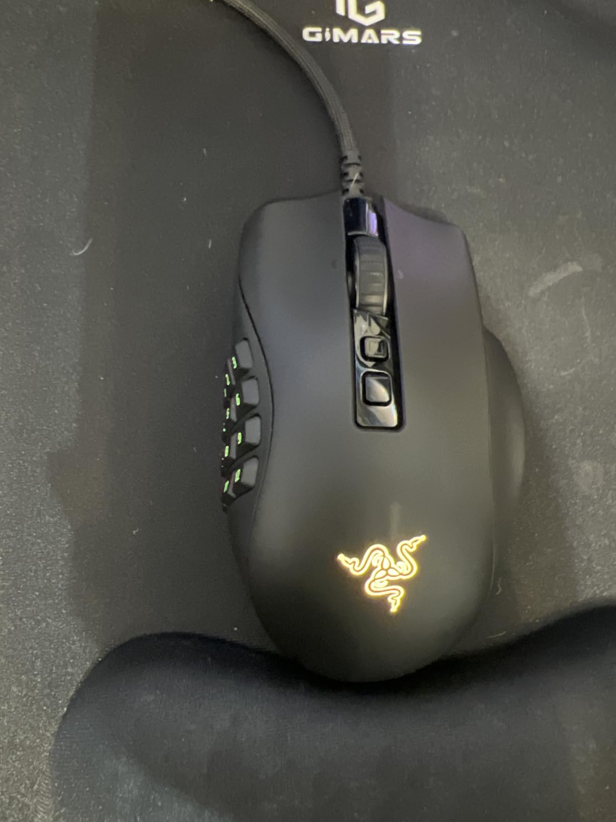 Razer Naga V2 HyperSpeed Wireless MMO Gaming Mouse: 19 Programmable Buttons - HyperScroll Technology - Focus Pro 30K Optical Sensor - Mechanical Mouse Switches Gen-2 - Up to 400 Hr Battery Life Customer Review Razer Naga V2 HyperSpeed Wireless MMO Gaming Mouse: 19 Programmable Buttons - HyperScroll Technology - Focus Pro 30K Optical Sensor - Mechanical Mouse Switches Gen-2 - Up to 400 Hr Battery Life - Customer Photo 2
