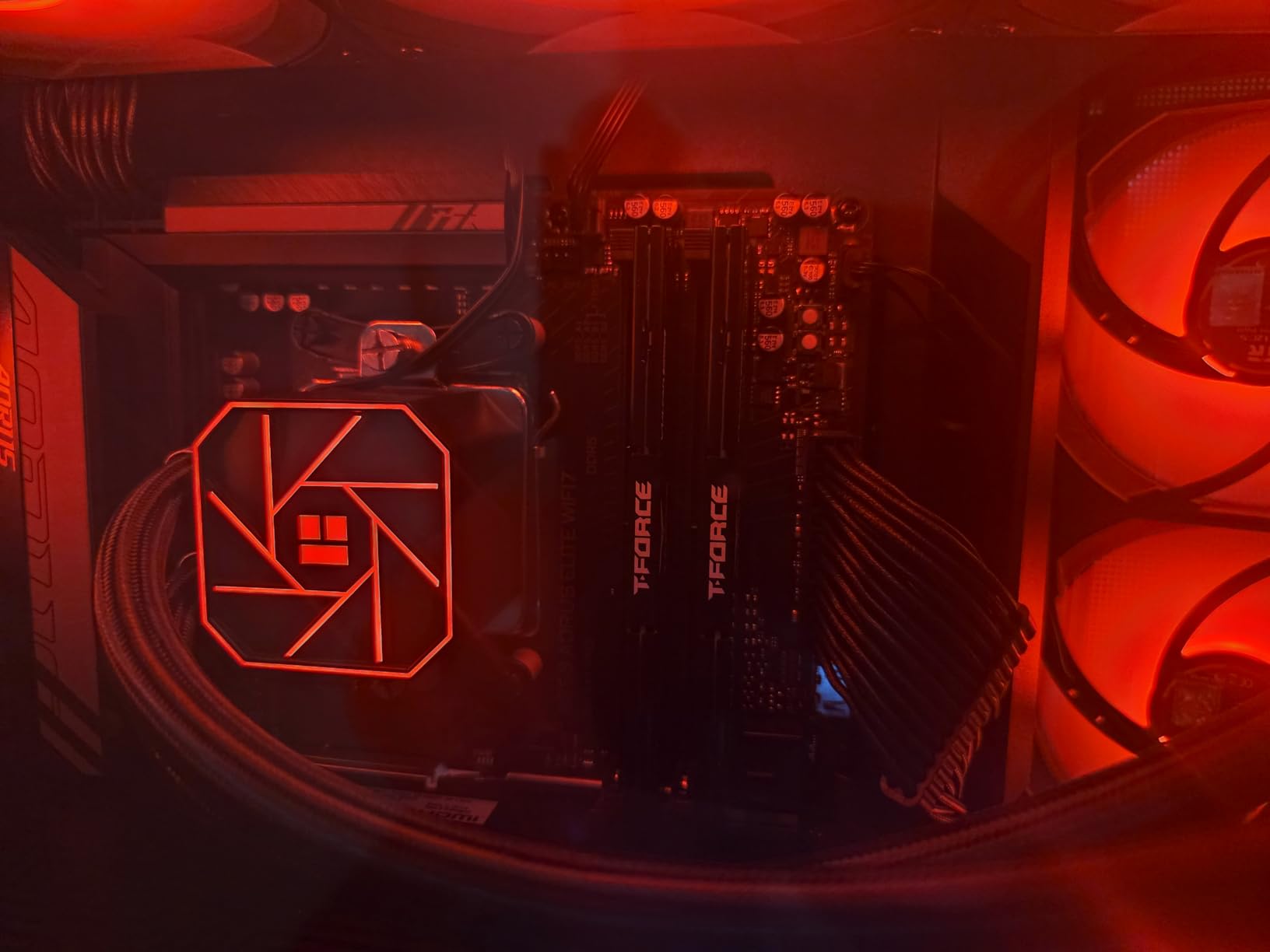TEAMGROUP T-Force Vulcan DDR5 32GB (2x16GB) 6000MHz (PC5-48000) CL38 Intel XMP 3.0 & AMD Expo Compatible Desktop Memory Module Ram Red FLRD532G6000HC38ADC01 - Customer Photo 4
