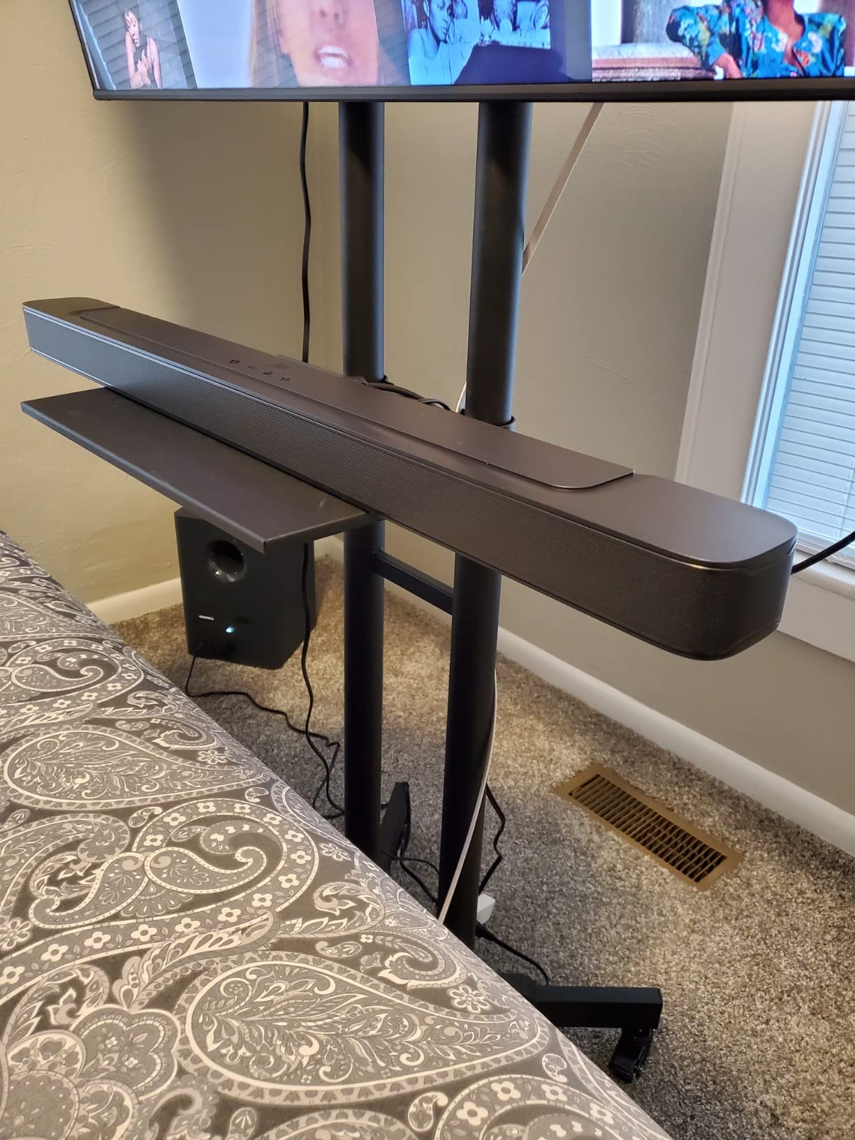 JBL Bar 2.1 Deep Bass (MK2) - 2.1 Channel soundbar with Wireless subwoofer (6.5''), 300W Max Output, Bluetooth Enable (Black) Customer Review JBL Bar 2.1 Deep Bass (MK2) - 2.1 Channel soundbar with Wireless subwoofer (6.5''), 300W Max Output, Bluetooth Enable (Black) - Customer Photo 2