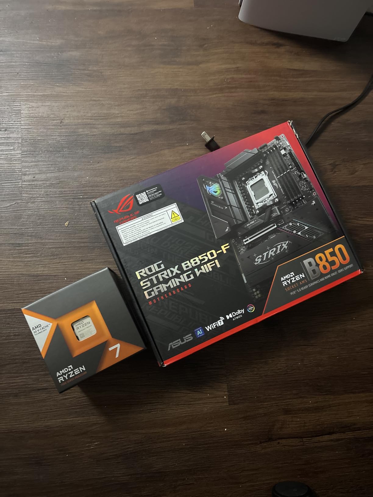 AMD Ryzen 7 7800X3D 8-Core, 16-Thread Desktop Processor Customer Review AMD Ryzen 7 7800X3D 8-Core, 16-Thread Desktop Processor - Customer Photo 4