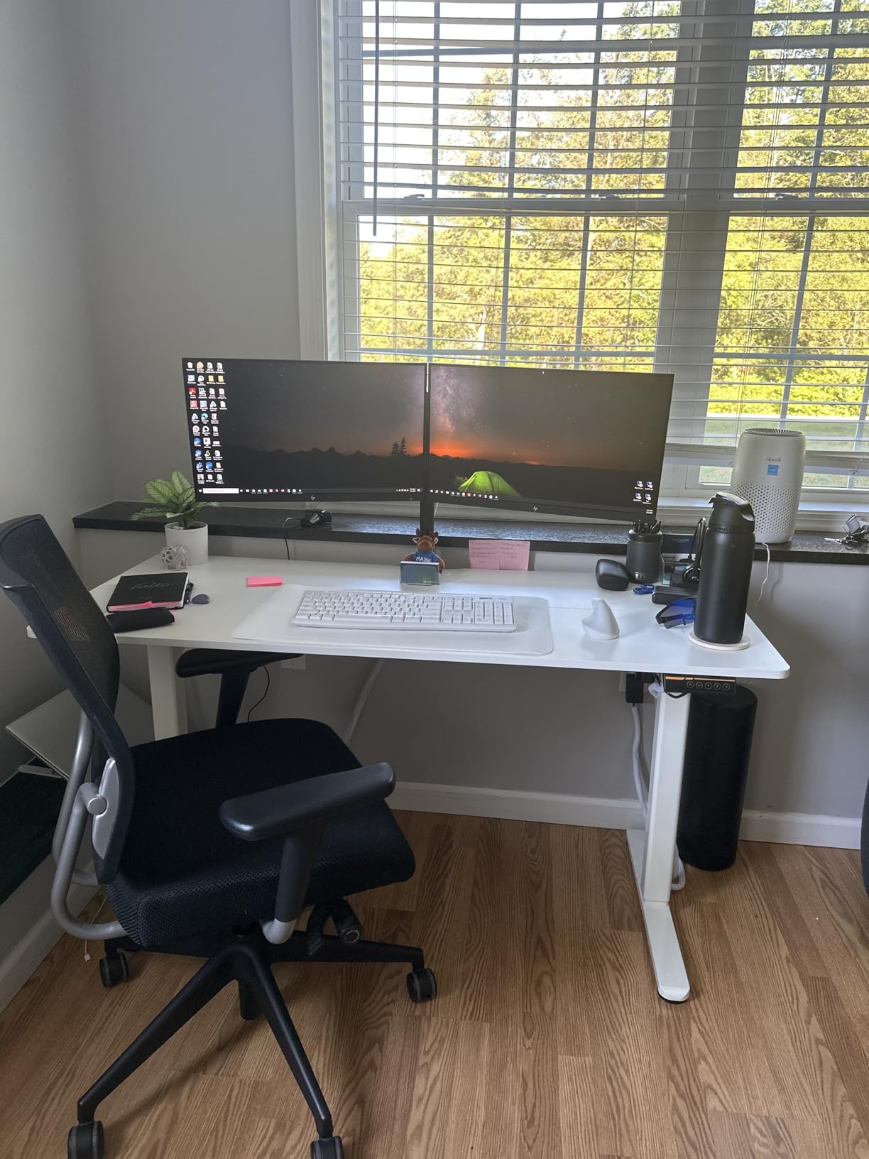Claiks Electric Standing Desk, Adjustable Height Stand up Desk, 24x48 Inches Sit Stand Home Office Desk with Splice Board, Black Frame/Rustic Brown Top - Customer Photo 4