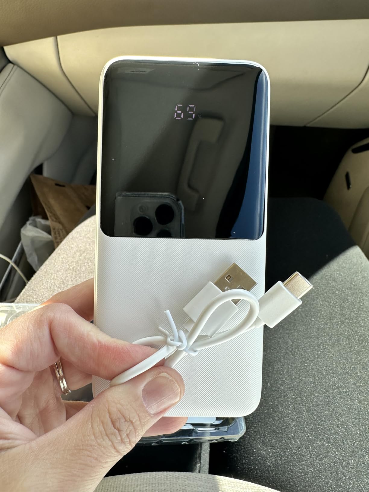 Portable Charger Power Bank - 15000mAh Fast Charging Powerbank Travel Camping Essential Battery Pack with Built in 22.5W Output Cable Compatible with iPhone 17 16 15 14 13 Samsung Google iPad, 1 Pack Customer Review Portable Charger Power Bank - 15000mAh Fast Charging Powerbank Travel Camping Essential Battery Pack with Built in 22.5W Output Cable Compatible with iPhone 17 16 15 14 13 Samsung Google iPad, 1 Pack - Customer Photo 3