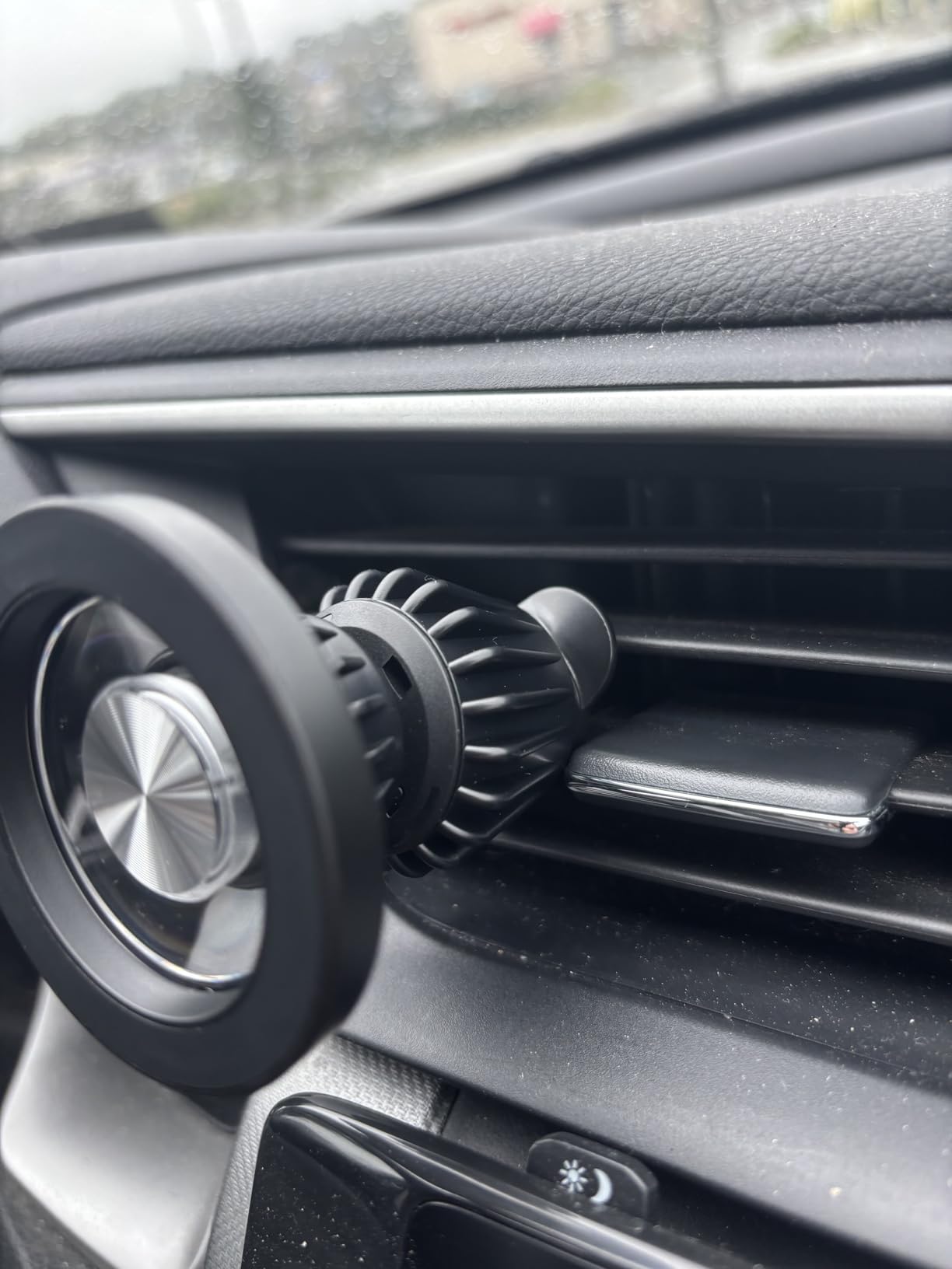 Kaistyle for Magsafe Car Mount【20 Strong Magnets】Magnetic Phone Holder for Car Phone Holder Mount Dash Mounted Holders Cell Phone Holders for Your Car Accessories for Women Men for iPhone 17 16 15 14 - Customer Photo 1