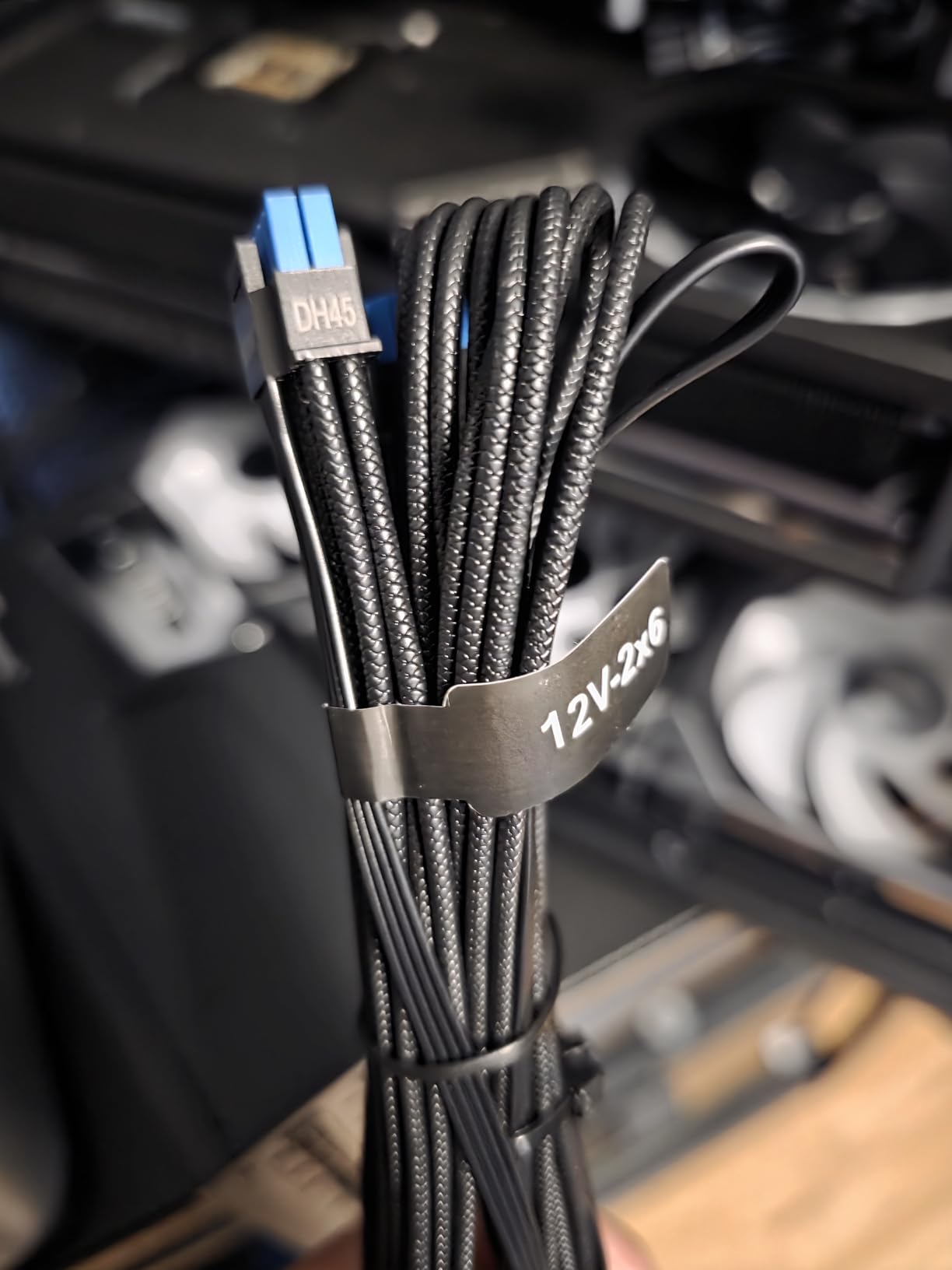 Seasonic PRIME PX-1600 - 1600W - 80+ Platinum - ATX 3.0 & PCIe 5.0 Ready - Fully Modular - Premium Japanese Capacitors - 12 Year Warranty - Nvidia RTX 40/50 & AMD GPU Compatible - Customer Photo 2