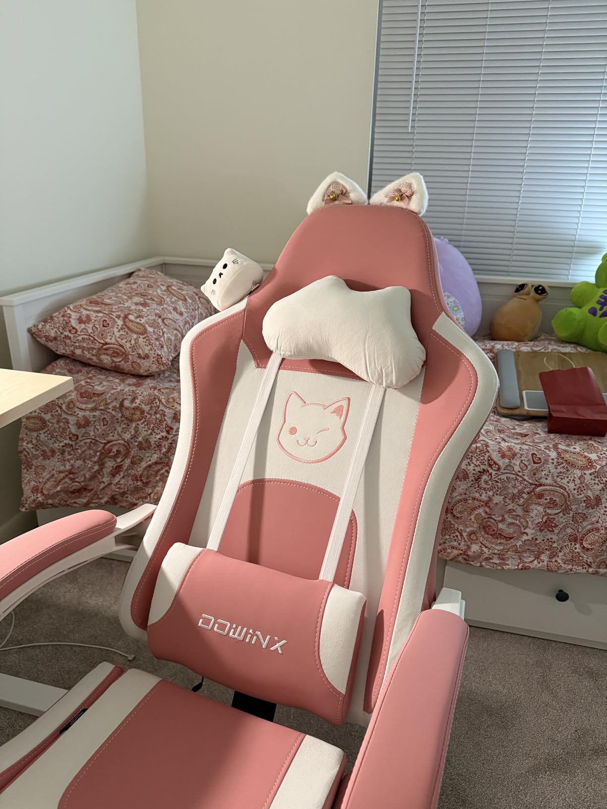 Dowinx Gaming Chair Cute with Cat Ears and Massage Lumbar Support, Ergonomic Computer Chair for Girl with Footrest and Headrest, Comfortable Reclining Game Chair 290lbs for Adult, Teen, Pink - Customer Photo 2