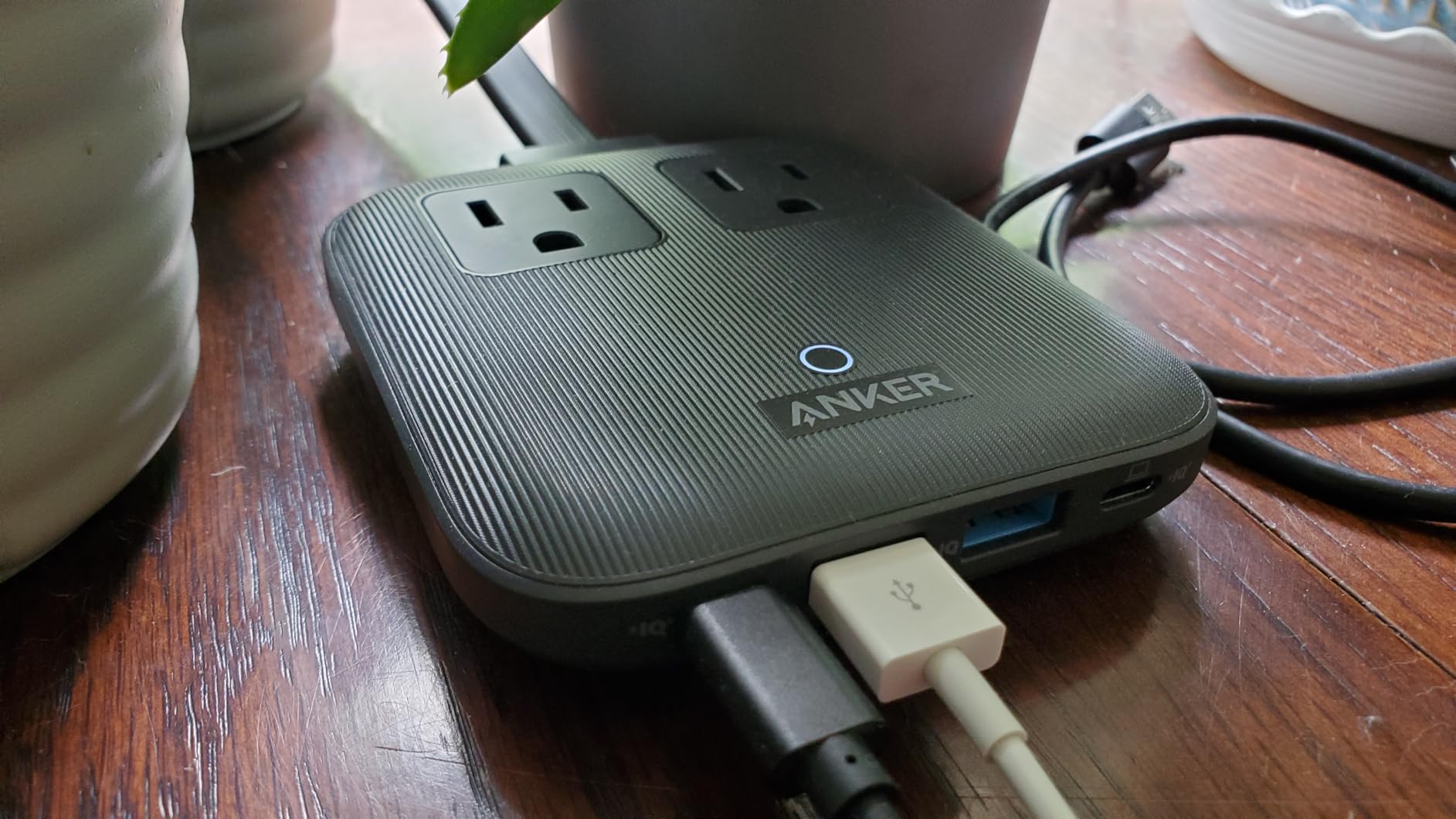 Anker Nano Charging Station(67W Max), 6-in-1 USB-C Power Strip for iPhone 16/15 and MacBook, with Flat Plug and 5ft Thin Undetachable Extension Cord,2 AC,2 USB-A,2 USB-C, for Home&Office - Customer Photo 1