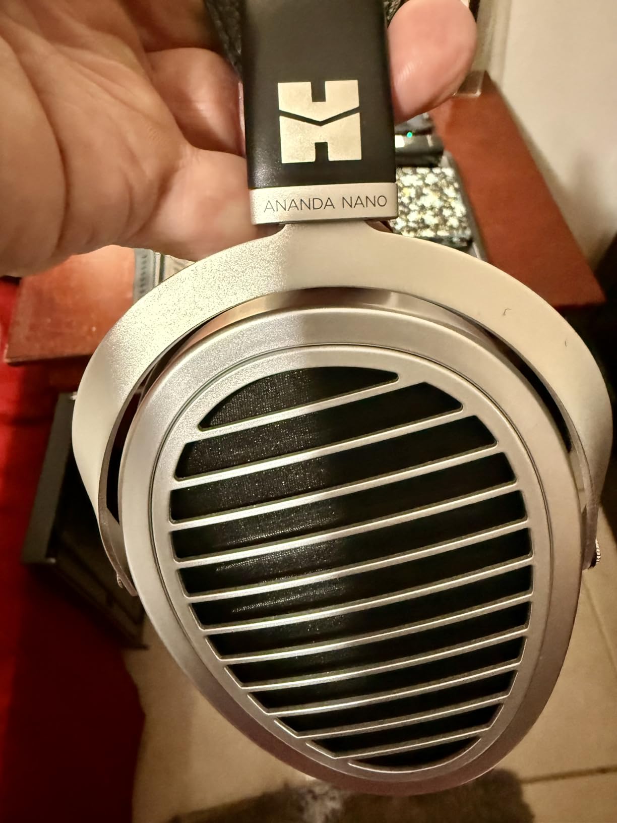 HIFIMAN Ananda Nano Open-Back Over-Ear Planar Magnetic Hi-Fi Headphones with Stealth Magnets and Nanometer Thickness Diaphragm - Customer Photo 1