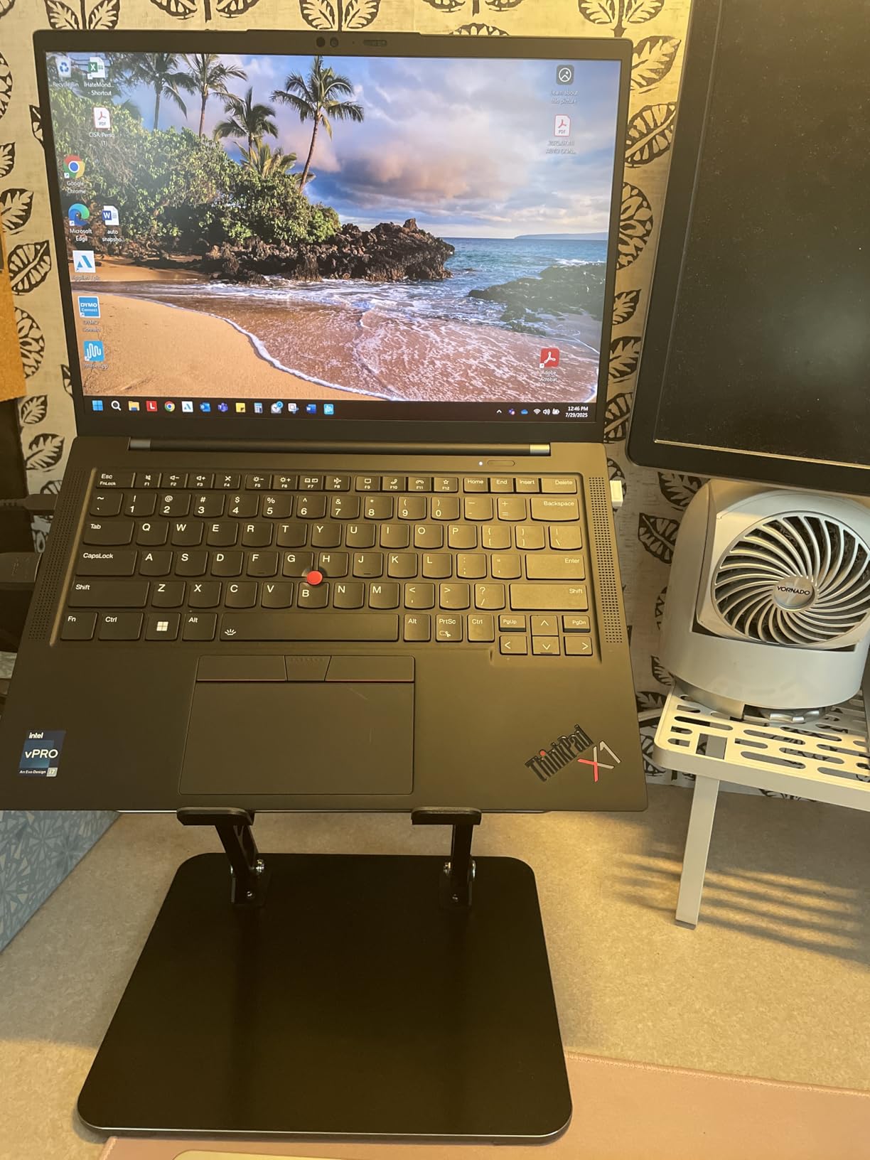 Adjustable Laptop Stand for Desk, Metal Foldable Laptop Riser Holder, Portable Desktop Book Stands, Ventilated Cooling Computer Notebook Stand Compatible with 10-15.6
