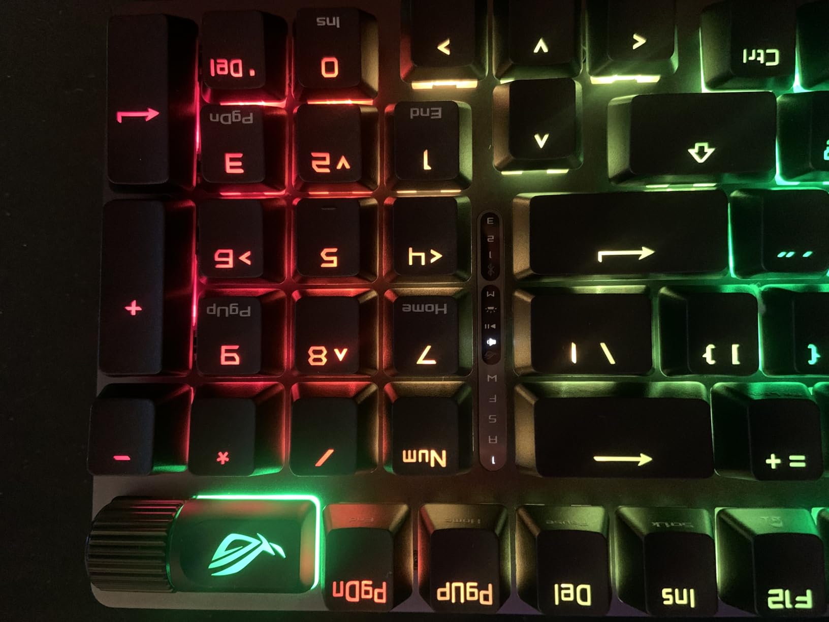 ASUS ROG Strix Scope II 96 Wireless Mechanical Gaming Keyboard – 96% Full-Size, Tri-Mode Connectivity, Hot Swappable Pre-lubed ROG NX Snow Linear Switches, PBT Keycaps, RGB, PC/Mac Support-Black Customer Review ASUS ROG Strix Scope II 96 Wireless Mechanical Gaming Keyboard – 96% Full-Size, Tri-Mode Connectivity, Hot Swappable Pre-lubed ROG NX Snow Linear Switches, PBT Keycaps, RGB, PC/Mac Support-Black - Customer Photo 2