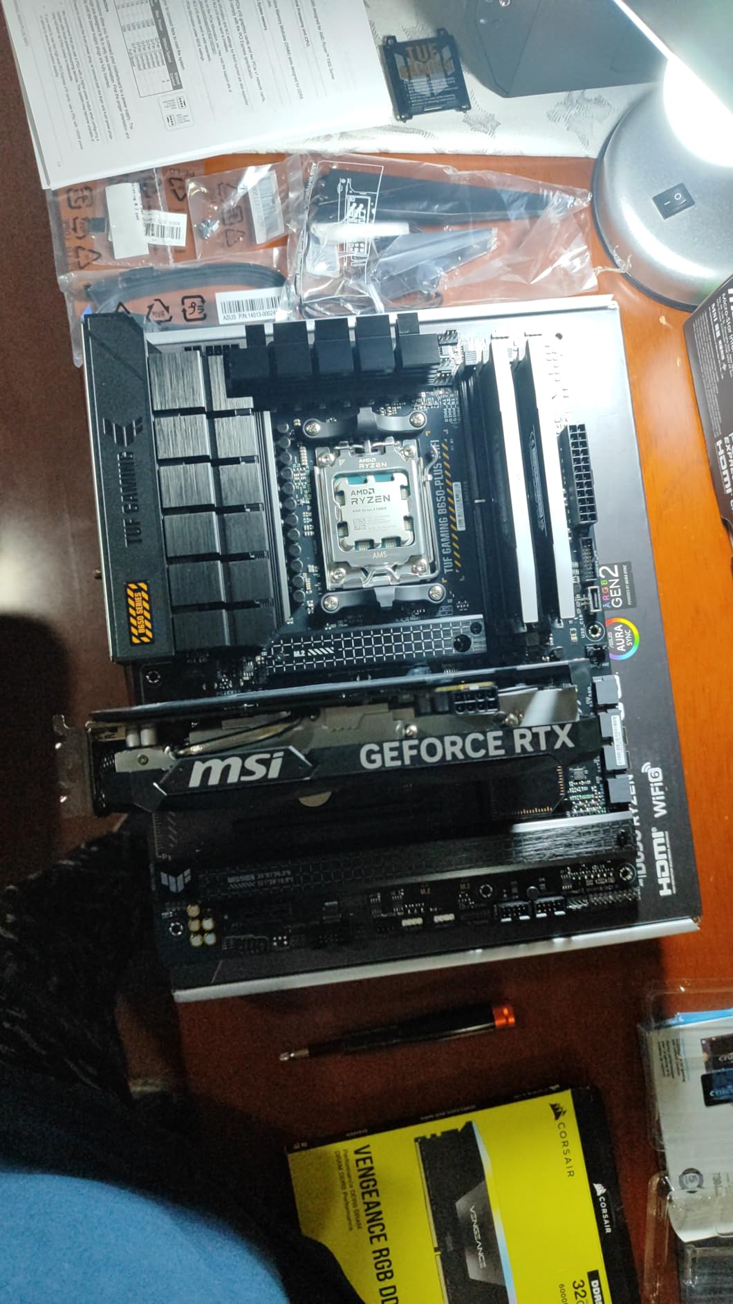 MSI Gaming GeForce RTX 4060 8GB GDRR6 Extreme Clock: 2505 MHz 128-Bit HDMI/DP TORX Fan 4.0 Ada Lovelace Architecture - Customer Photo 3