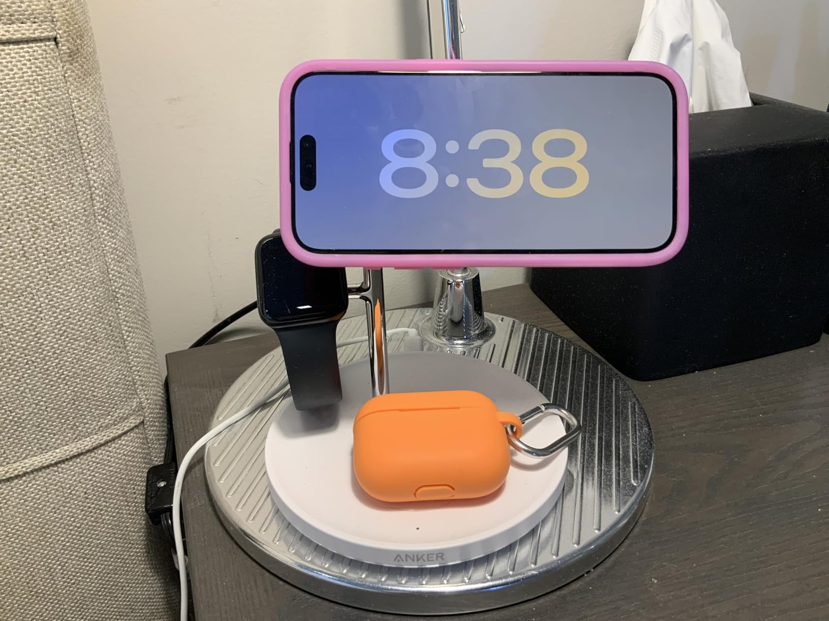 Anker MagSafe Charger Stand, iPhone 17 Wireless Charging Station, MagGo 3 in 1 Charging Station, Qi2 Certified 15W Wireless Charger, Desk Accessory, for iPhone 17/16/15/14/13/12, Apple Watch, AirPods - Customer Photo 2