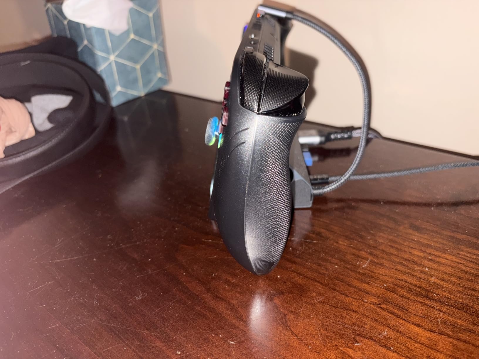 iVANKY 4K@144Hz Steam Deck Dock, 8-in-1 Docking Station for ASUS ROG Xbox Ally X (2025)/Legion Go/MSI Claw, ROG Alloy/Valve Stream Deck OLED Hub, HDMI 2.1, 1Gbps Ethernet, 3*USB-A 3.0, 100W Charge - Customer Photo 3
