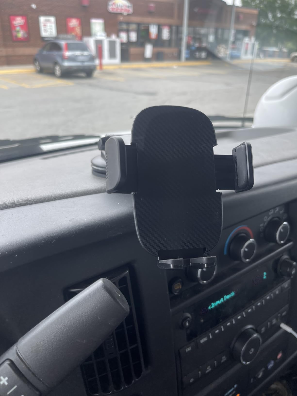 Qifutan Car Phone Holder Mount Phone Mount for Car Windshield Dashboard Air Vent Universal Hands Free Automobile Cell Phone Holder Fit for iPhone Smartphone Camera Mounts - Customer Photo 1