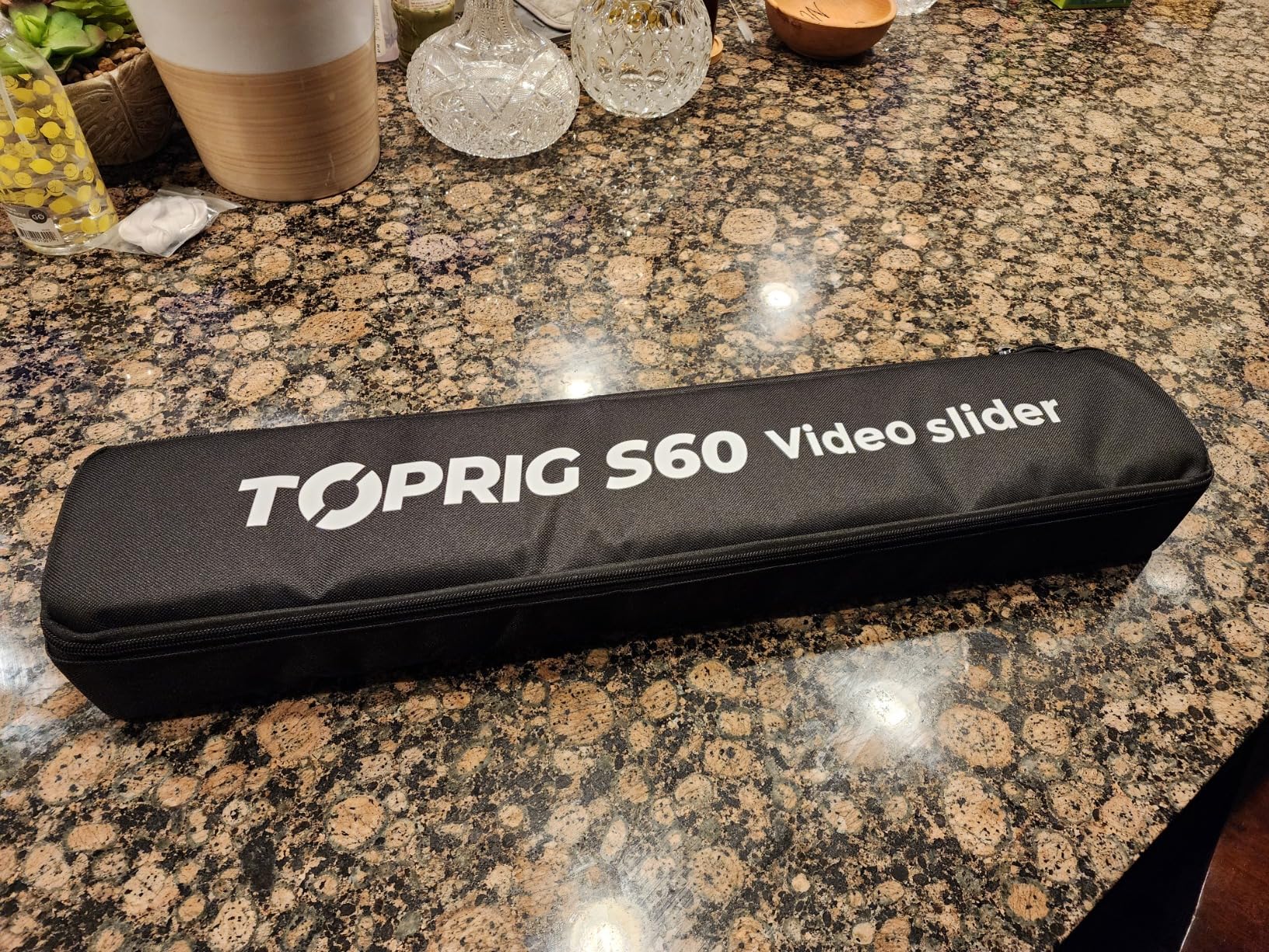 Accsoon Toprig 24inch/60cm Motorized Camera Slider, Button/APP Dual Control, Speed Adjust/Time-Lapse/120° Panoramic Shooting/Loop Mode, Compatible with DSLR Camera, Gopro, Camcorder, Smartphone(S60) Customer Review Accsoon Toprig 24inch/60cm Motorized Camera Slider, Button/APP Dual Control, Speed Adjust/Time-Lapse/120° Panoramic Shooting/Loop Mode, Compatible with DSLR Camera, Gopro, Camcorder, Smartphone(S60) - Customer Photo 1