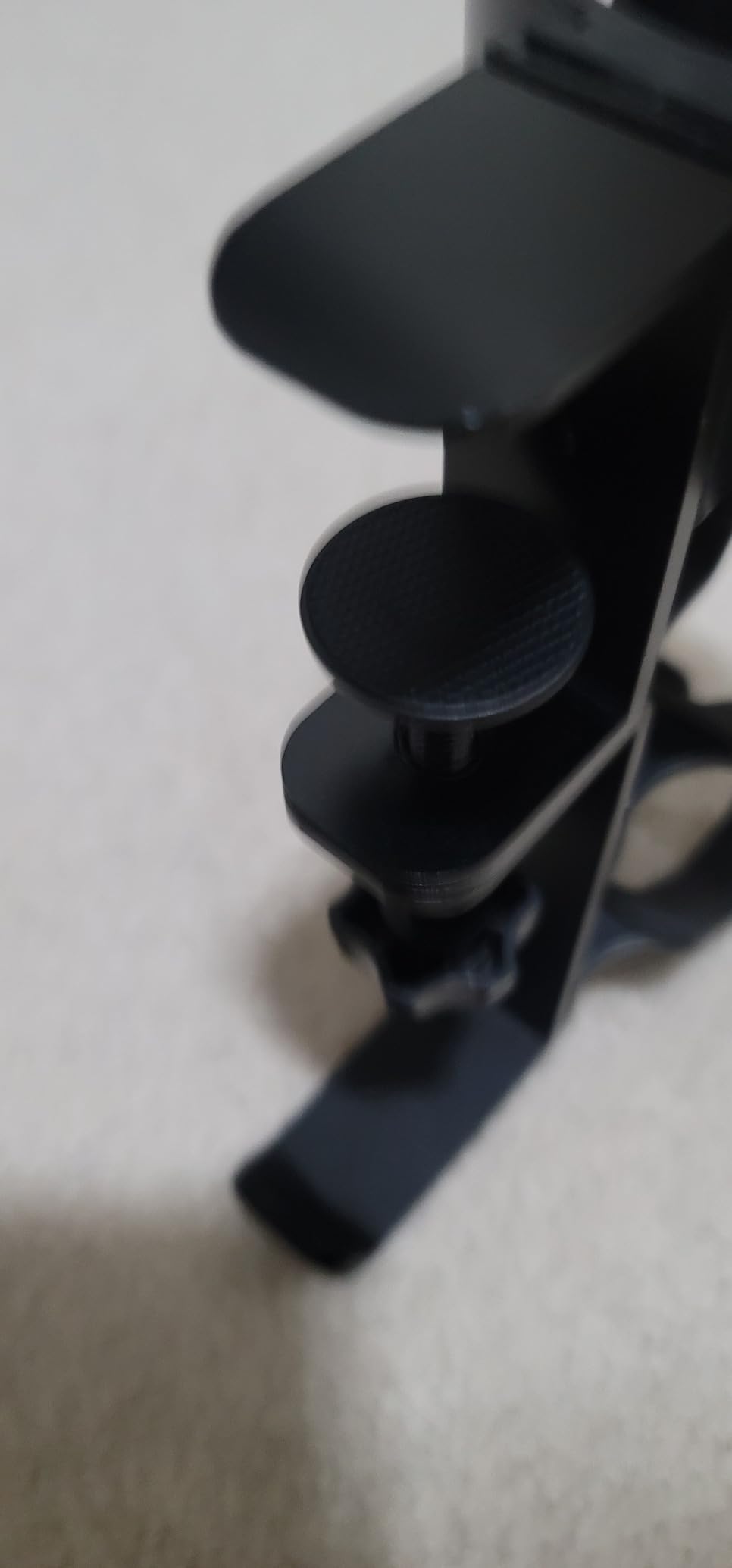 360° Rotating Controller Headphone Holder - Larger Desk Cup Holder with Adjustable Headset Hanger Controller Stand | Clamp On Desk Organizer | Gaming Desk Pc Accessories Customer Review 360° Rotating Controller Headphone Holder - Larger Desk Cup Holder with Adjustable Headset Hanger Controller Stand | Clamp On Desk Organizer | Gaming Desk Pc Accessories - Customer Photo 3