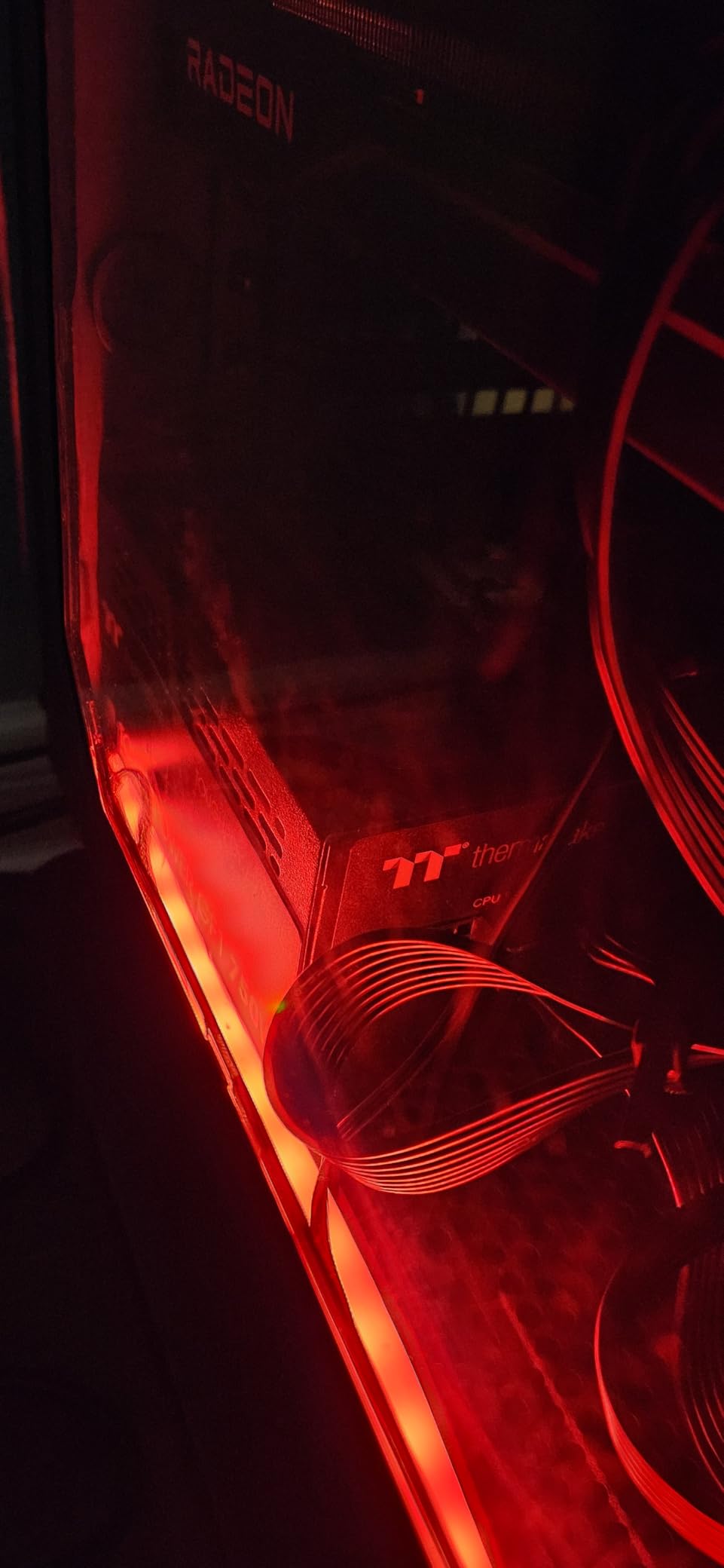 Thermaltake GF1 (2024) Fully Modular ATX 750W Power Supply - 80 Plus Gold - Ultra Quiet - Zero RPM, PS-TPD-0750FNFAGU-P Customer Review Thermaltake GF1 (2024) Fully Modular ATX 750W Power Supply - 80 Plus Gold - Ultra Quiet - Zero RPM, PS-TPD-0750FNFAGU-P - Customer Photo 2
