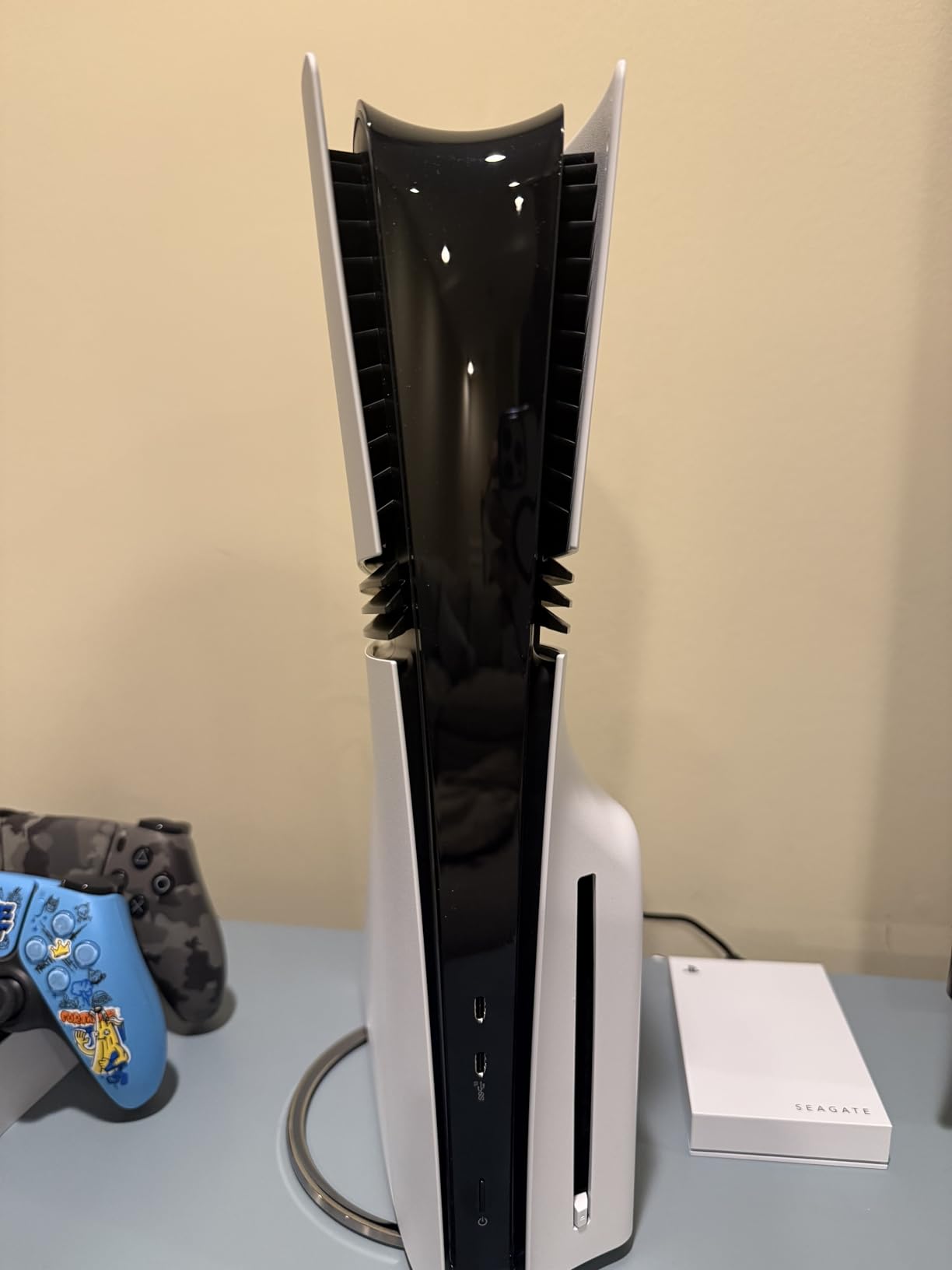 PlayStation Vertical Stand for PS5® Consoles Customer Review PlayStation Vertical Stand for PS5® Consoles - Customer Photo 2