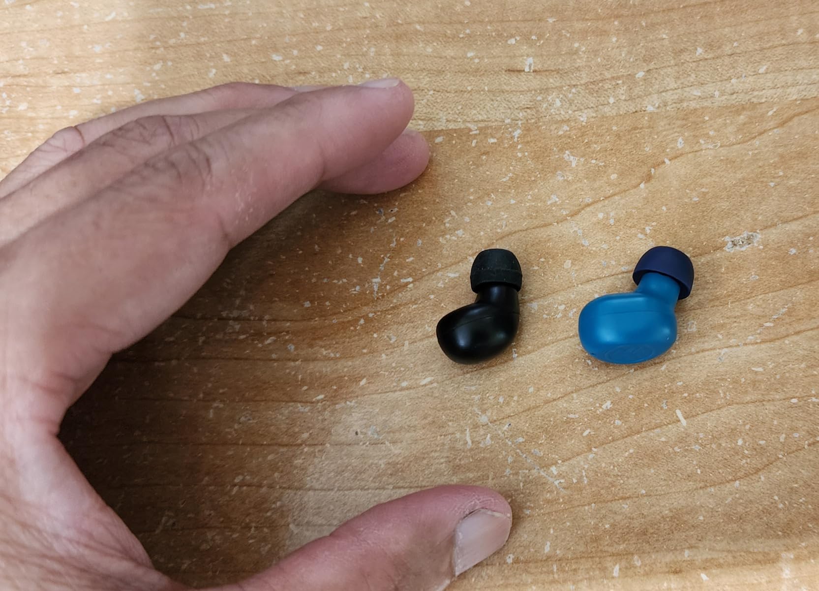 Smallest Invisible Mini Earbuds Wireless Bluetooth, Low Profile Micro Tiny Discreet Hidden Earbuds for Work, Small Headphones, Invisible Sleep Wireless Earphone IPX5 Waterproof for Small Ear Canals Customer Review Smallest Invisible Mini Earbuds Wireless Bluetooth, Low Profile Micro Tiny Discreet Hidden Earbuds for Work, Small Headphones, Invisible Sleep Wireless Earphone IPX5 Waterproof for Small Ear Canals - Customer Photo 1