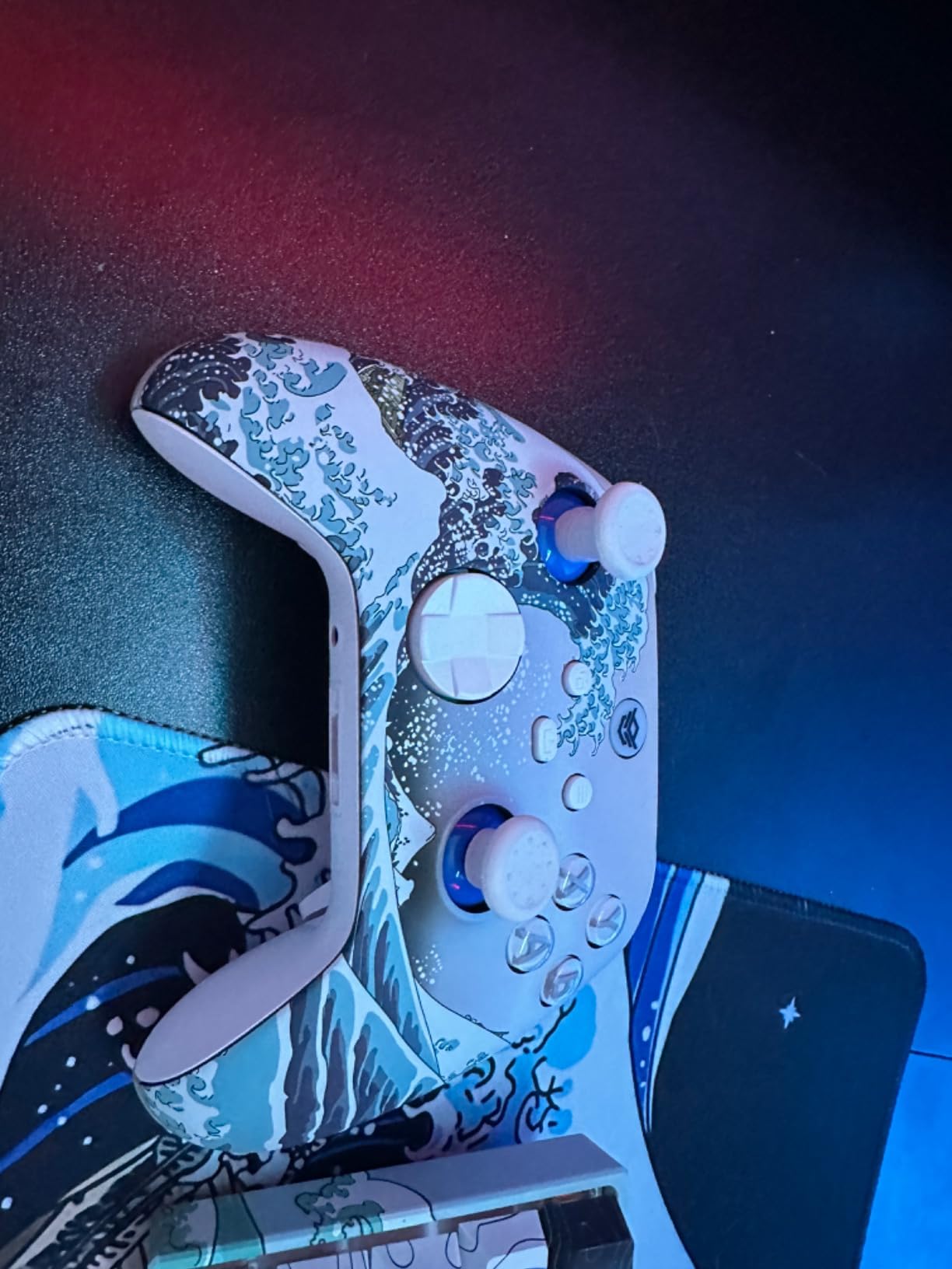 HEXGAMING ADVANCE Wireless Elite Controller for Xbox Series X & S, for Xbox One, and for Windows 7/8/10-4 Remappable Back Paddles - Triggers Stop - Interchangeable Thumbsticks - Golden Waves - Customer Photo 1