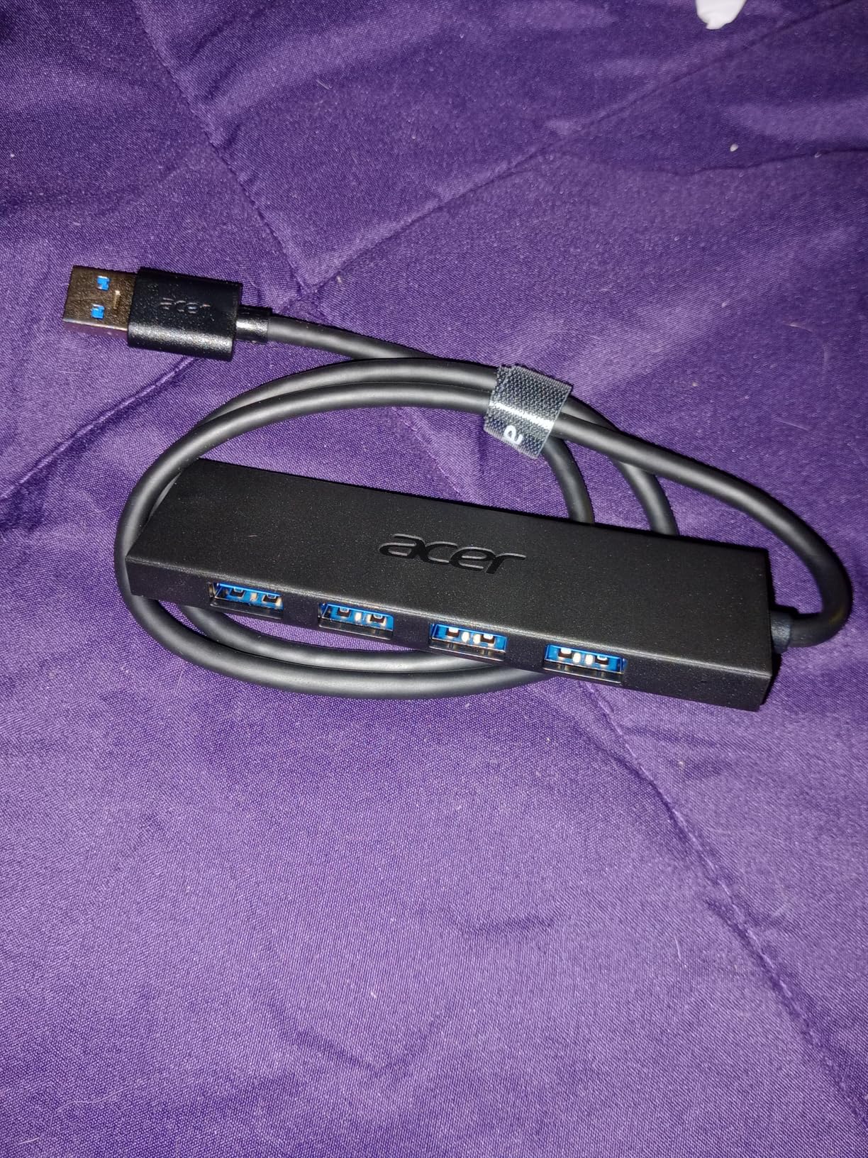 Acer USB Hub 4 Ports, Multiple USB 3.0 Hub, USBA Splitter for Laptop with Type C Power Port, Extender for A Port Laptop, PC, Desktop and More (2ft) - Customer Photo 2