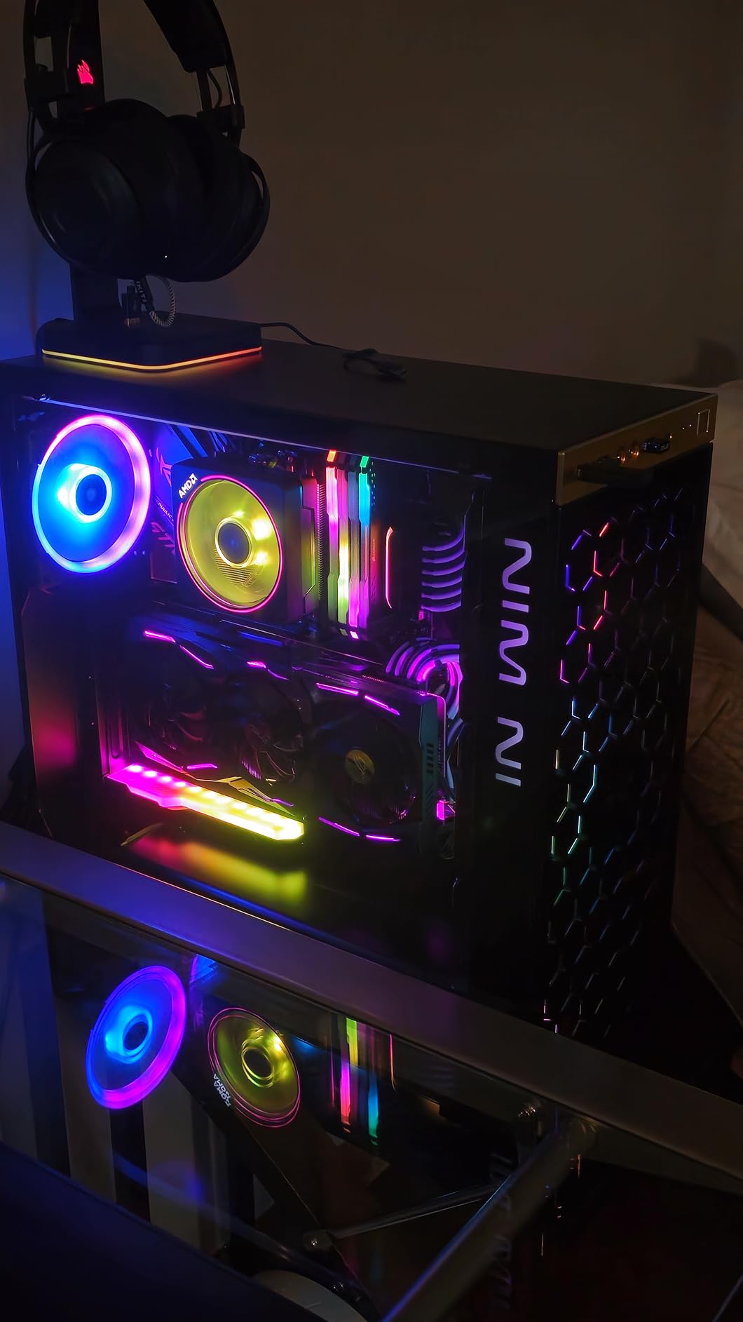 EZDIY-FAB Vertical GPU Mount with High-Speed PCIE 4.0 Riser Cable, ARGB Module, 115mm/4.52in Flexible Extension, 90 Degree Connector, Only Compatible to Full-Opened PCIe Slots-Black customer photo 1