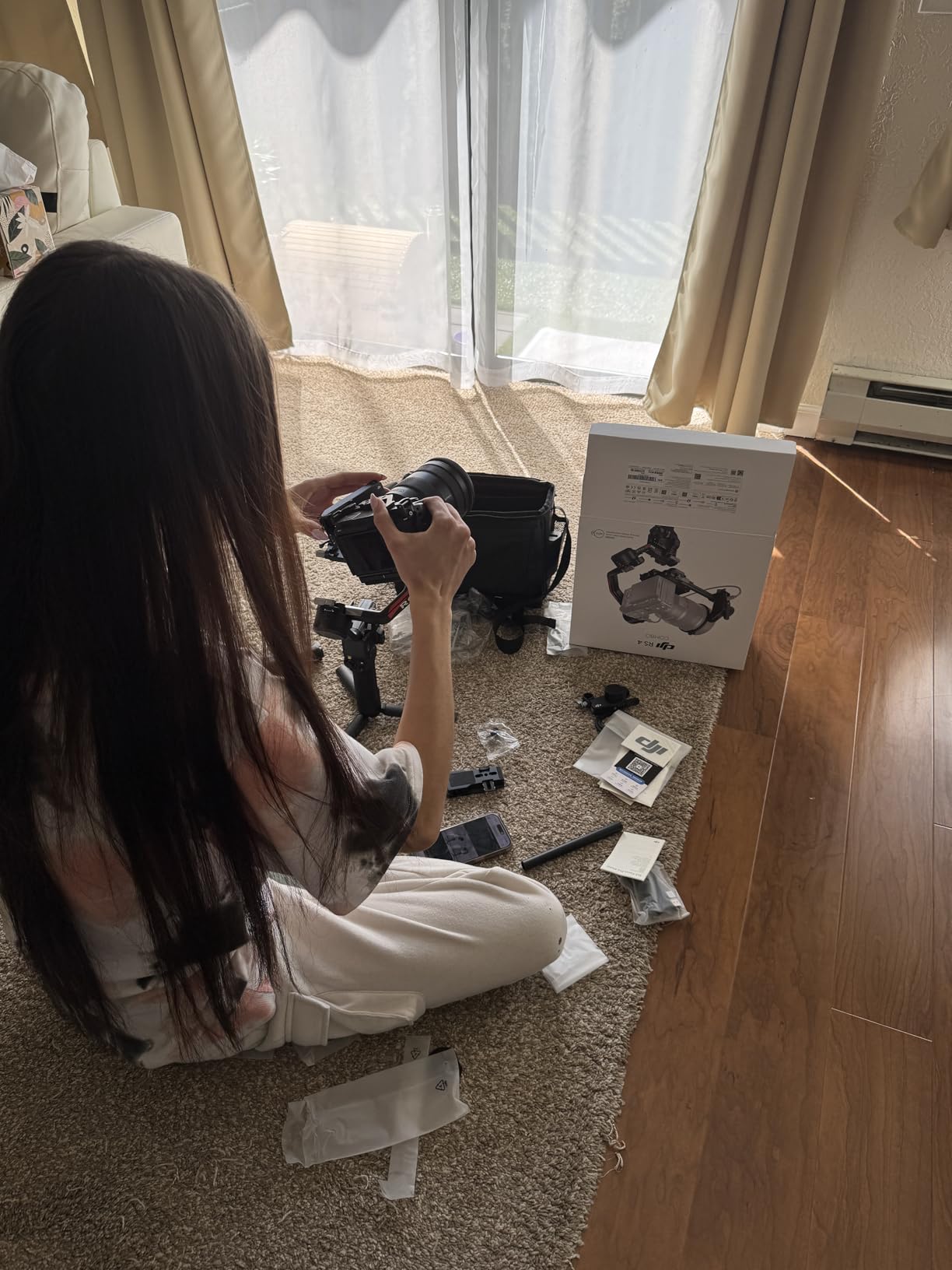 DJI RS 4 Combo, 3-Axis Gimbal Stabilizer for Cameras for DSLR and Mirrorless Camera Stabilizer Canon/Sony/Panasonic/Nikon/Fujifilm, Native Vertical Shooting, 2-Mode Switch Joystick, Camera Gimbal Customer Review DJI RS 4 Combo, 3-Axis Gimbal Stabilizer for Cameras for DSLR and Mirrorless Camera Stabilizer Canon/Sony/Panasonic/Nikon/Fujifilm, Native Vertical Shooting, 2-Mode Switch Joystick, Camera Gimbal - Customer Photo 2