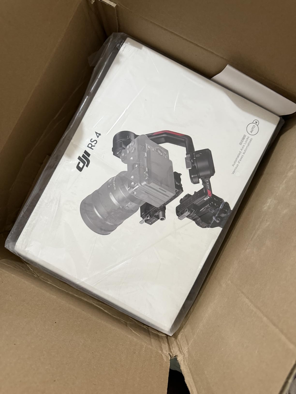 DJI RS 4, 3-Axis Gimbal Stabilizer for DSLR and Mirrorless Cameras Canon/Sony/Panasonic/Nikon/Fujifilm, 2nd-Gen Native Vertical Shooting, 2-Mode Switch Joystick, Teflon Axis Arms, Camera Gimbal Customer Review DJI RS 4, 3-Axis Gimbal Stabilizer for DSLR and Mirrorless Cameras Canon/Sony/Panasonic/Nikon/Fujifilm, 2nd-Gen Native Vertical Shooting, 2-Mode Switch Joystick, Teflon Axis Arms, Camera Gimbal - Customer Photo 1