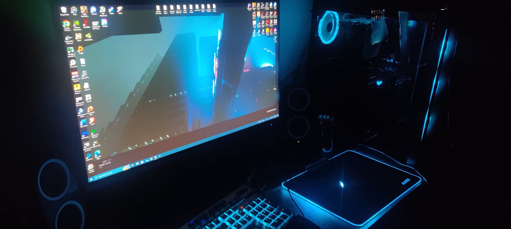 KTC 27 Inch 4K Gaming Monitor, UHD 160Hz/144Hz 1ms Fast IPS Monitor, Freesync/G-Sync, HDR400, 132% sRGB, HDMI DisplayPort, VESA, Tilt/Height/Pivot Adjustable, H27P22S - Customer Photo 1
