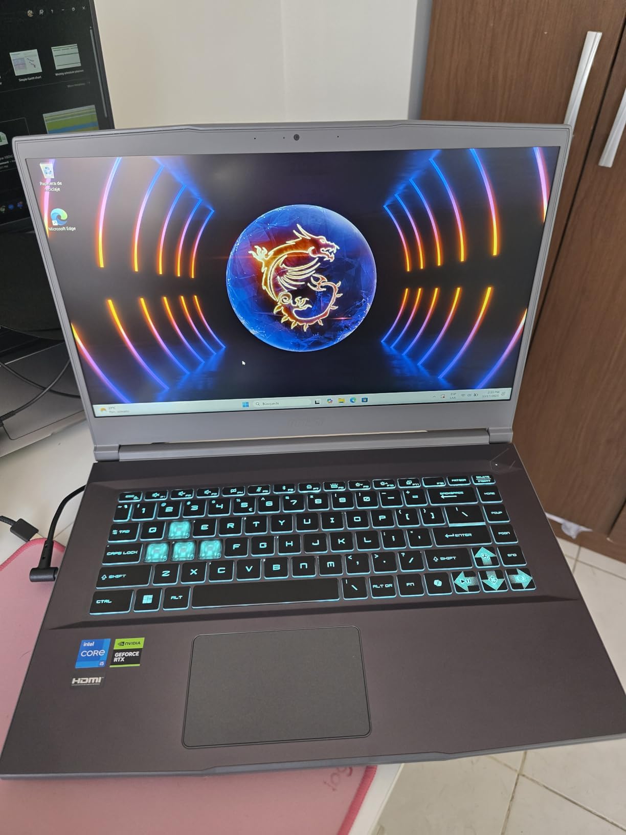 MSI Thin 15 B13VE-1697CA 15.6 MSI Thin 15 B13VE-1697CA 15.6