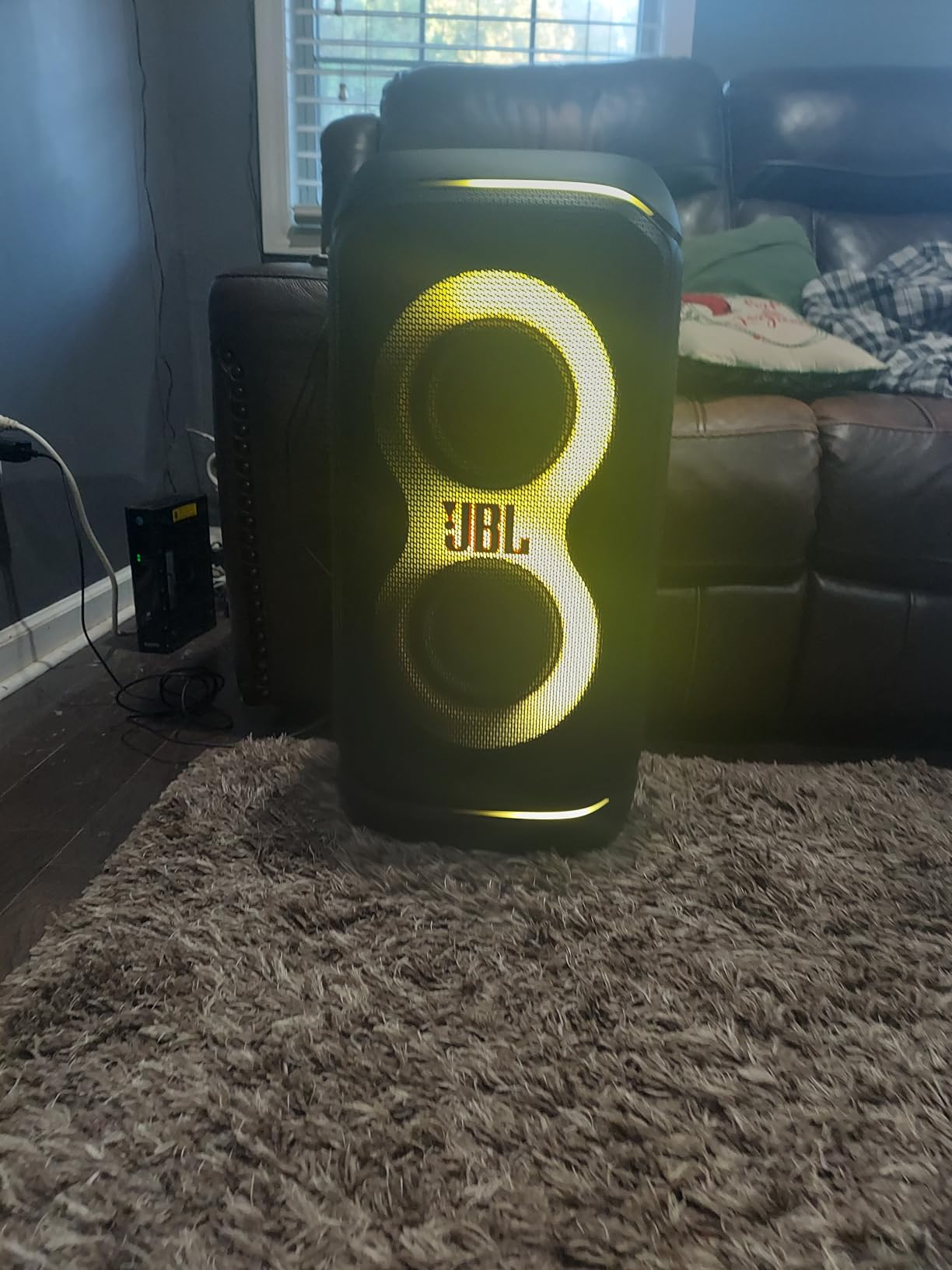 PartyBox Stage 320 - Portable Party Speaker with Telescopic Handle & Wide, Sturdy Wheels, Powerful JBL Pro Sound, Futuristic lightshow, Up to 18 Hours of Play time, Splash Proof (Black) customer photo 2