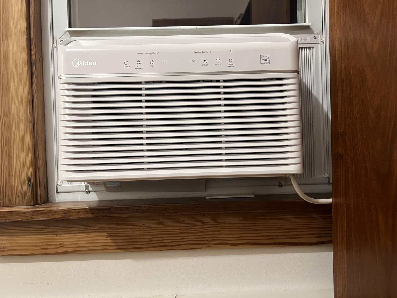 Midea 8,000 BTU Smart Inverter Air Conditioner Window Unit with Heat and Dehumidifier – Cools up to 350 Sq. Ft., Energy Star Rated, Quiet Operation, Electronic Controls, Remote Control, White - Customer Photo 2
