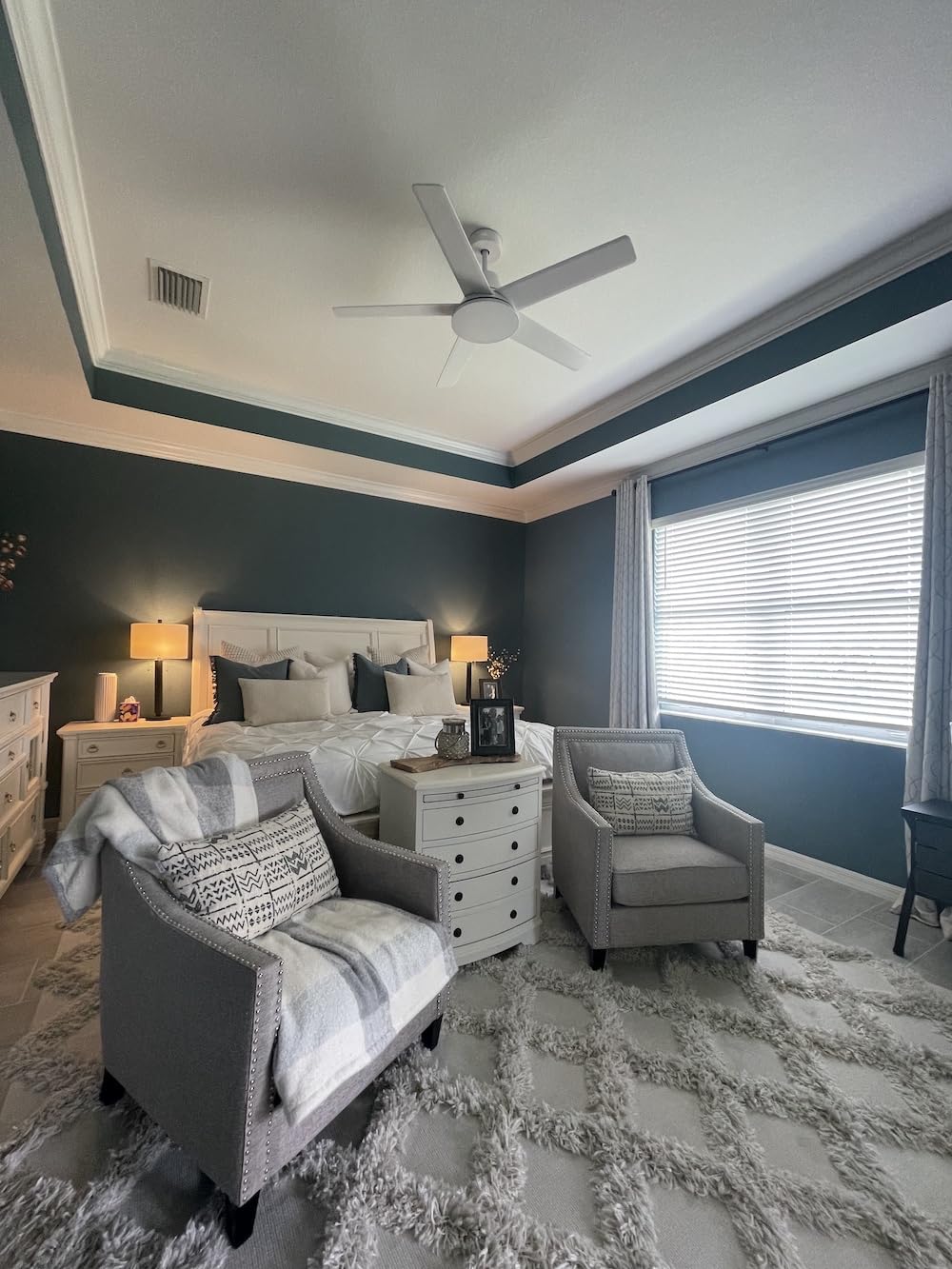 Dreo Smart Ceiling Fan with Lights, 52 Inch, 12 Speeds & 3 Fan Modes, Stepless Color Tones, Dimmable LED Light, 12H Timer, Quiet DC Motor, Remote/APP/Alexa Control, White Ceiling Fans Indoor Customer Review Dreo Smart Ceiling Fan with Lights, 52 Inch, 12 Speeds & 3 Fan Modes, Stepless Color Tones, Dimmable LED Light, 12H Timer, Quiet DC Motor, Remote/APP/Alexa Control, White Ceiling Fans Indoor - Customer Photo 2