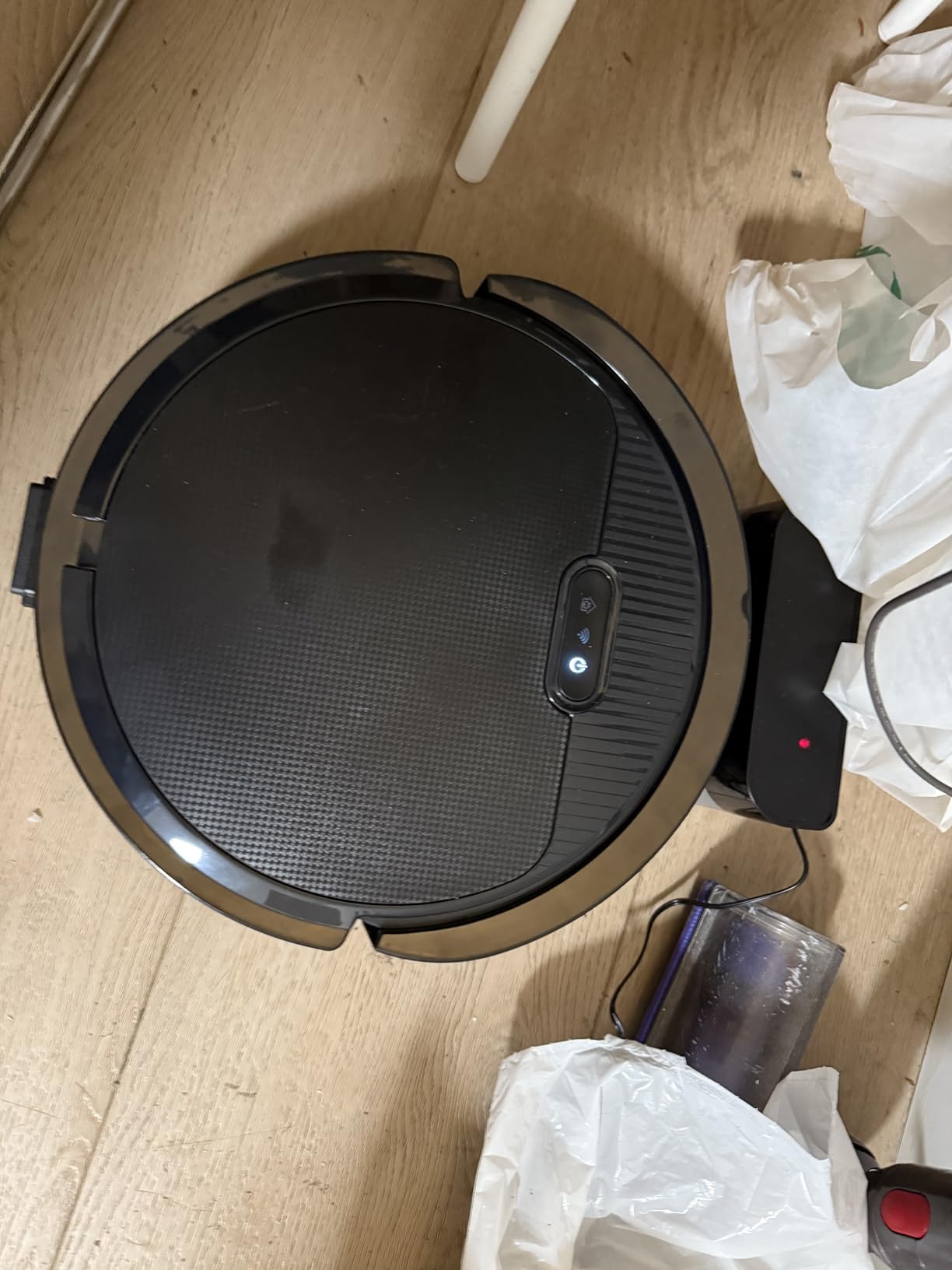 Pureatic V3 3 in 1 Robot Vacuum and Mop with 5000Pa Suction Power, Work with 2.4GWifi/ Alexa/App/, Self-Charging Vacuum Cleaner, Tangle-Free, Ideal for Pet Hair,Carpet and Hard Floor Customer Review Pureatic V3 3 in 1 Robot Vacuum and Mop with 5000Pa Suction Power, Work with 2.4GWifi/ Alexa/App/, Self-Charging Vacuum Cleaner, Tangle-Free, Ideal for Pet Hair,Carpet and Hard Floor - Customer Photo 1