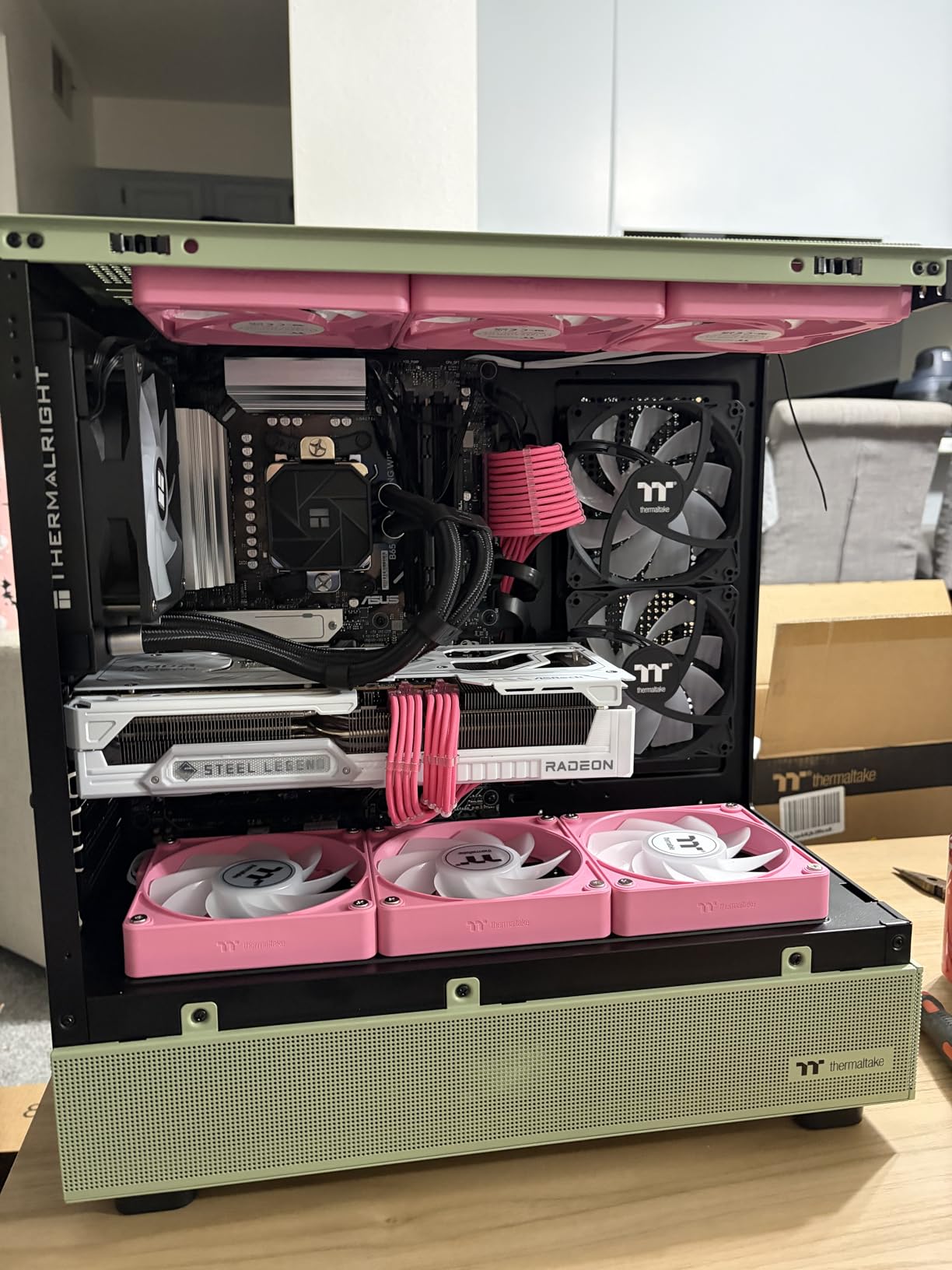 Thermaltake View 270 Plus TG ARGB Black Mid Tower E-ATX Case; 3x120mm ARGB Fans Included; Support Up to 360mm Radiator; Front & Side Dual Tempered Glass Panel; CA-1Y7-00M1WN-01; 3 Year Warranty - Customer Photo 1