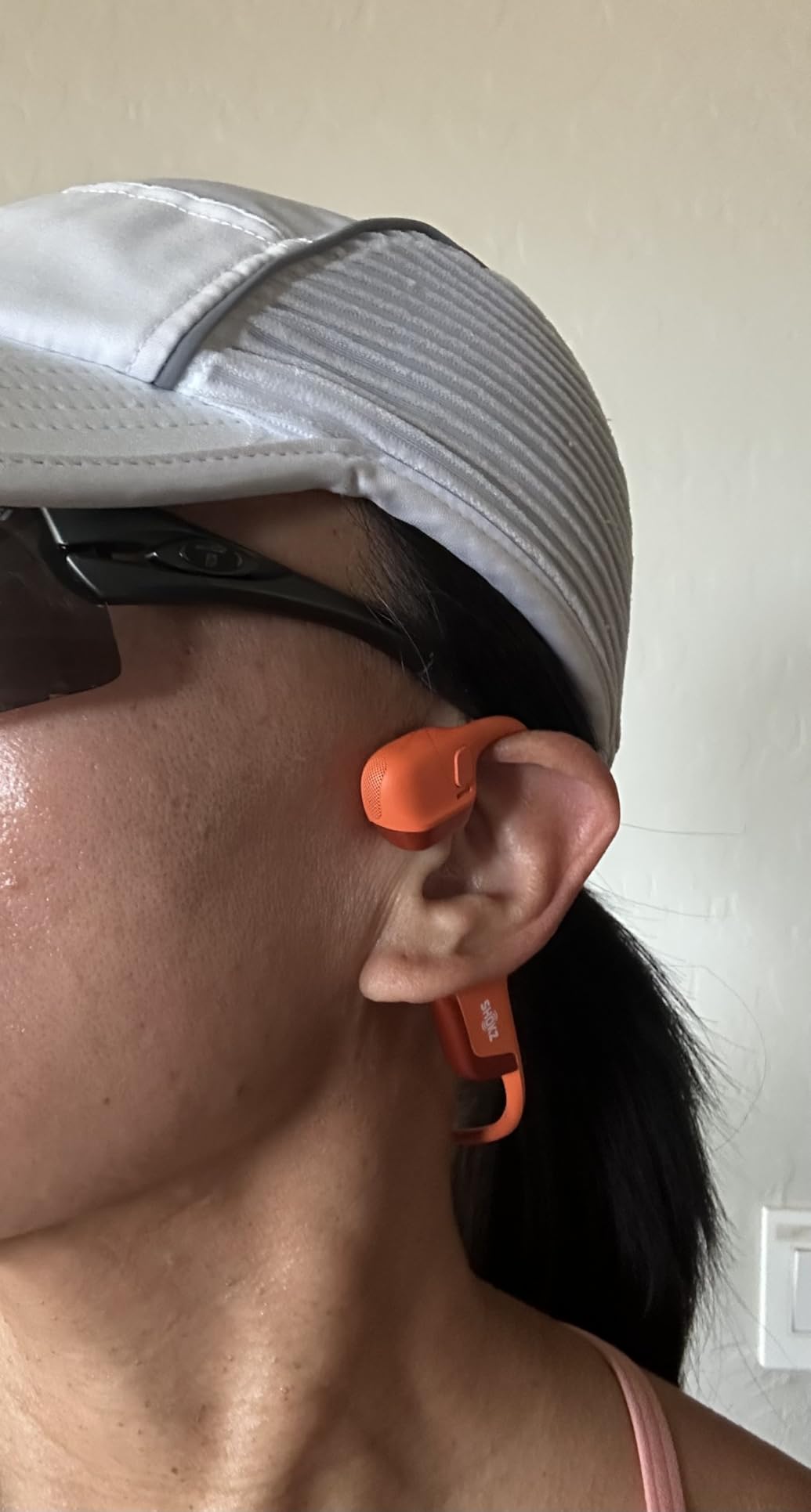 SHOKZ New OpenRun Pro 2- Bone Conduction Headphones, Open-Ear Bluetooth Wireless Sport Earphones for Running, Workouts - Sweat Resistant, Secure Comfortable Fit -Deep Bass, Smart Mic, Reflective Strip customer photo 1