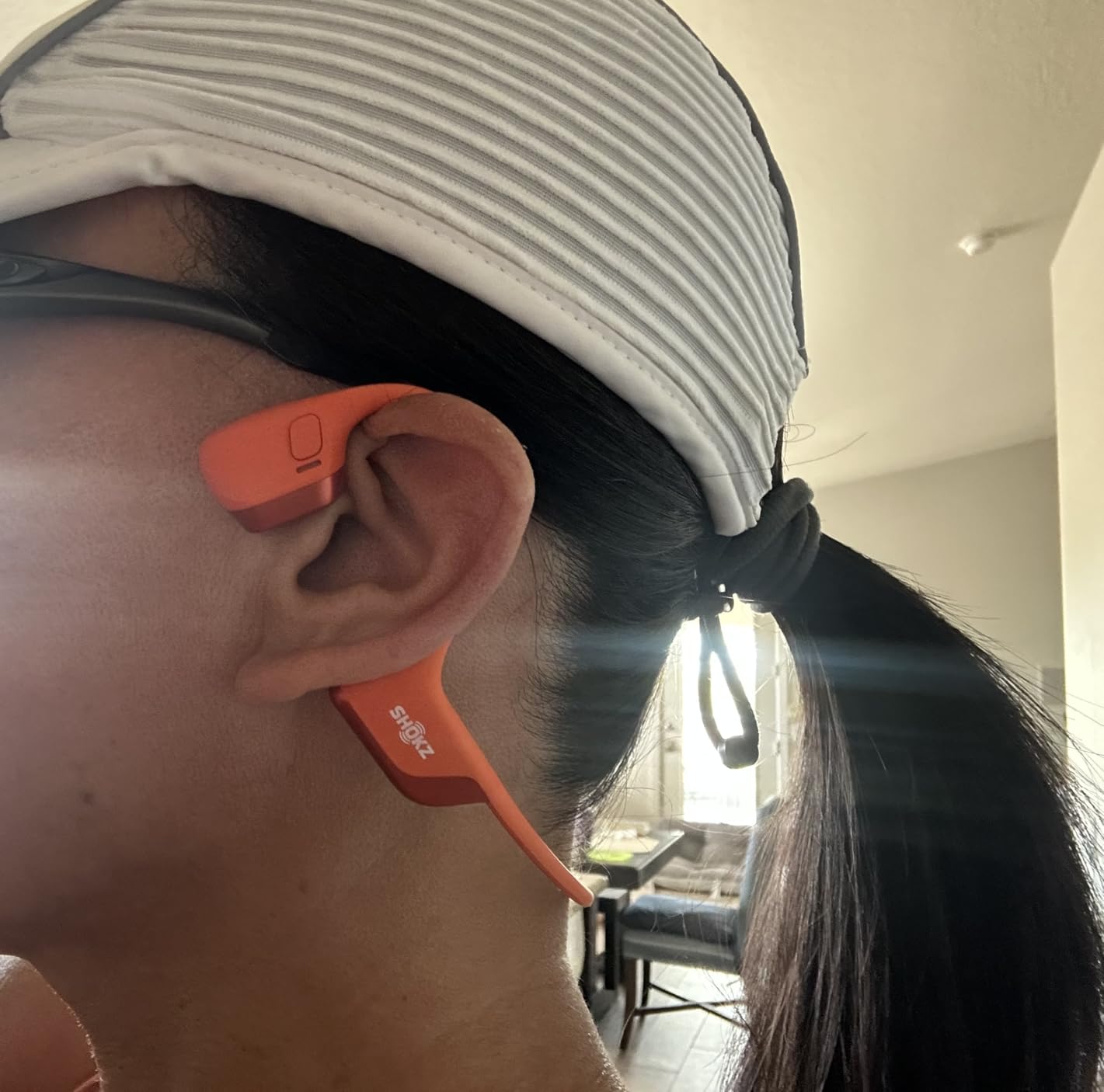 SHOKZ New OpenRun Pro 2 Bone Conduction Headphones, Open-Ear Bluetooth Wireless Sport Earphones for Running, Workouts - Sweat Resistant, Secure Comfortable Fit - Deep Bass, Smart Mic, Reflective Strip customer photo 2