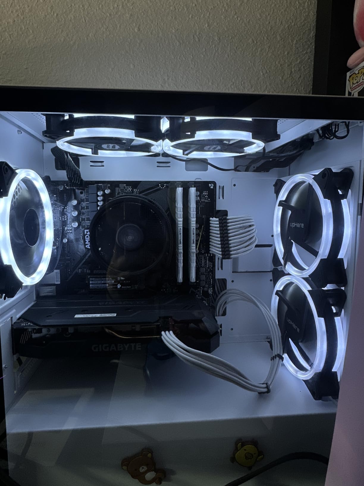 INLAND AMD Ryzen 7 7700X CPU Processor with GIGABYTE B650 Gaming X AX V2 Motherboard (AM5, ATX, DDR5, USB 3.2 Gen2x2 Type-C, Wi-Fi 6E), Soly by Micro Center - Customer Photo 2
