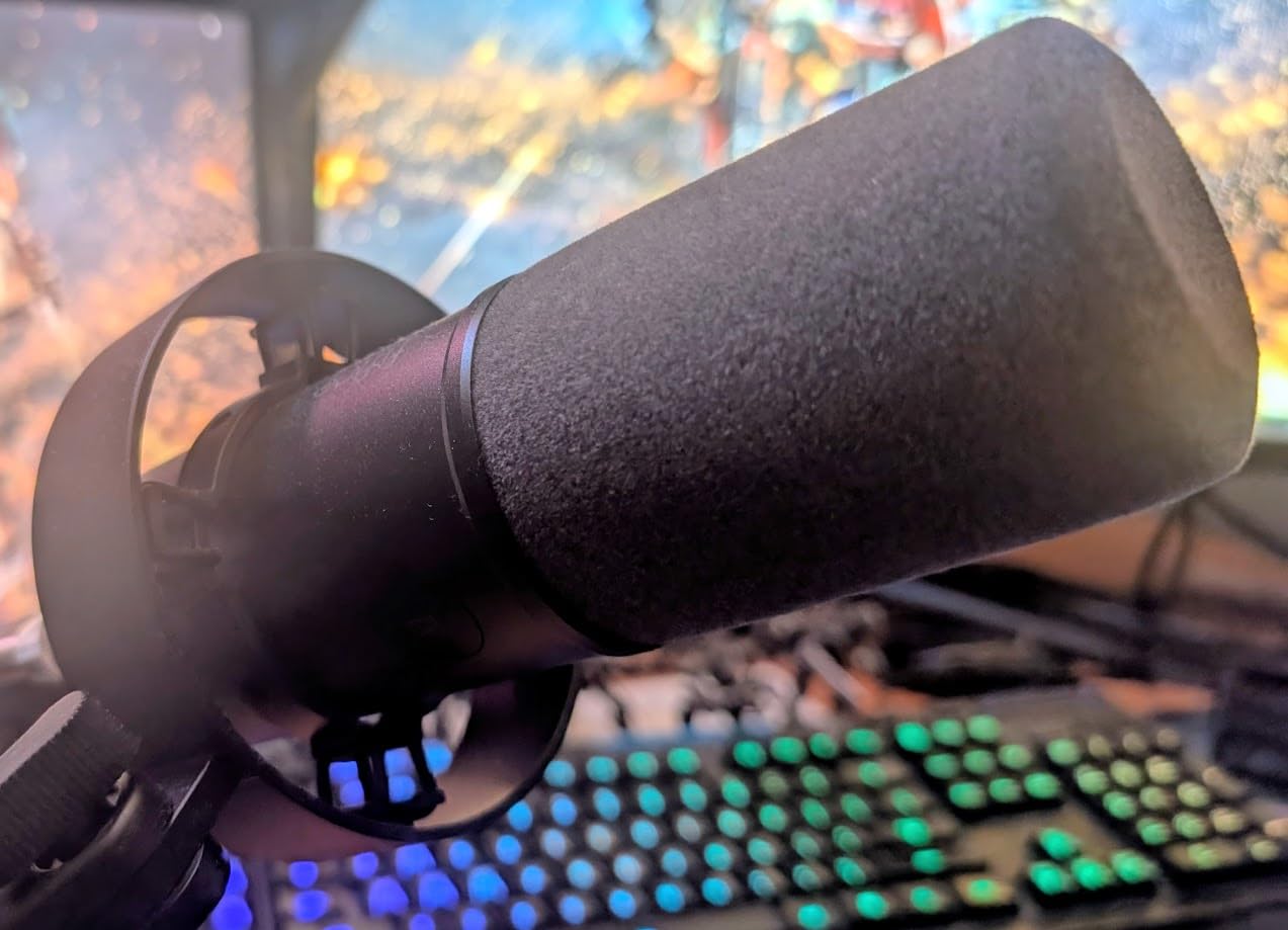 FIFINE K688 Podcast Microphone Kit, USB/XLR Dynamic Microphone with Boom Arm for PC/XLR Mixer, Gaming Mic with Mute Button, Headphone Jack for Vocal, Voice-Over, Streaming, Music Recording -K688CT Customer Review FIFINE K688 Podcast Microphone Kit, USB/XLR Dynamic Microphone with Boom Arm for PC/XLR Mixer, Gaming Mic with Mute Button, Headphone Jack for Vocal, Voice-Over, Streaming, Music Recording -K688CT - Customer Photo 1